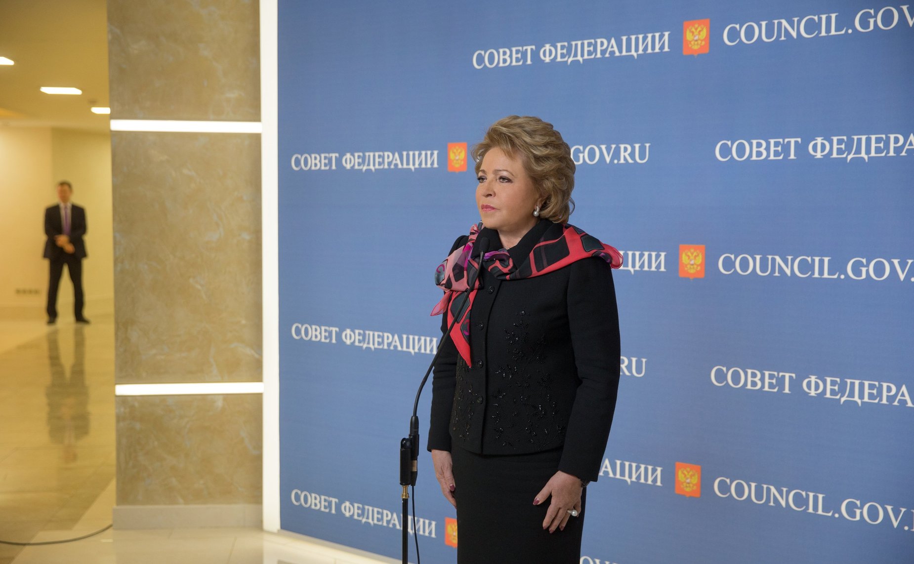 В. Матвиенко