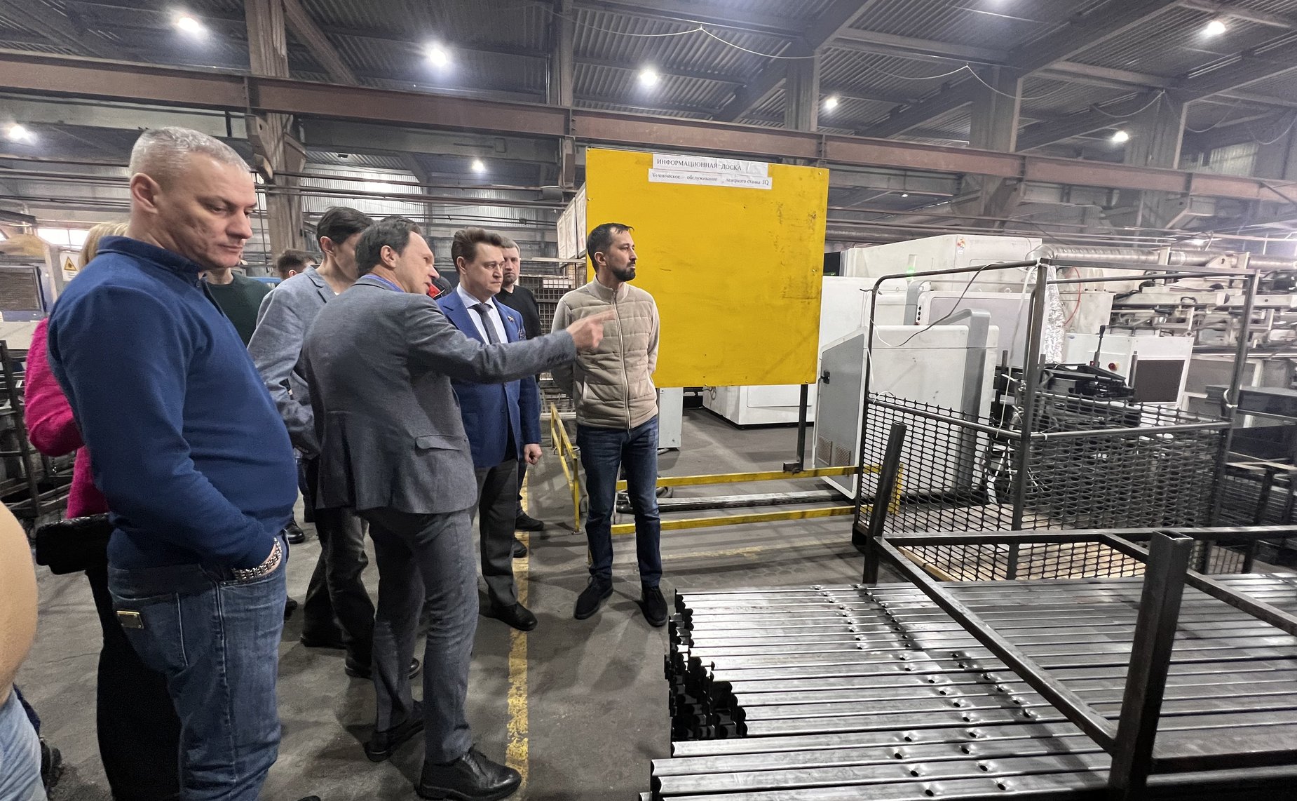 Олег Голов в Уфе посетил завод медицинского оборудования и обсудил вопросы развития предприятия