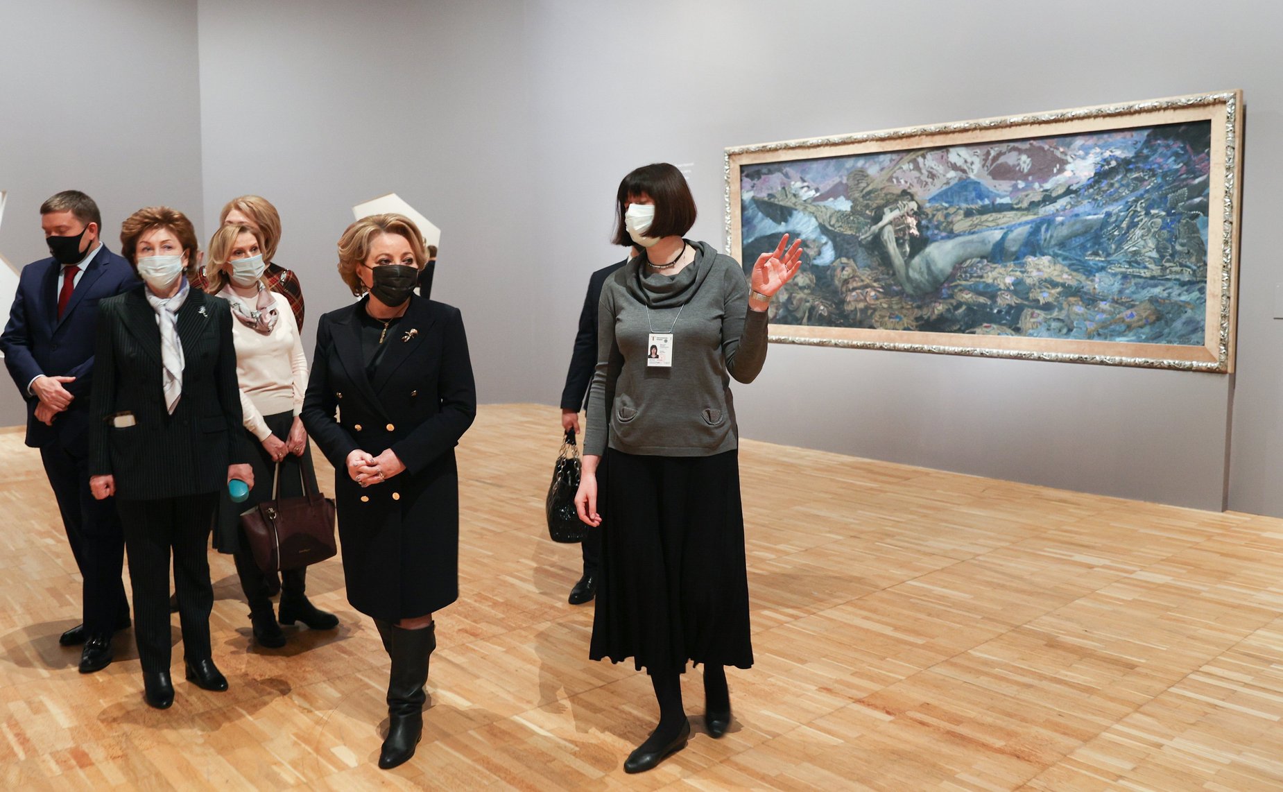 Валентина Матвиенко посетила художественную выставку «Михаил Врубель» в Третьяковской галерее