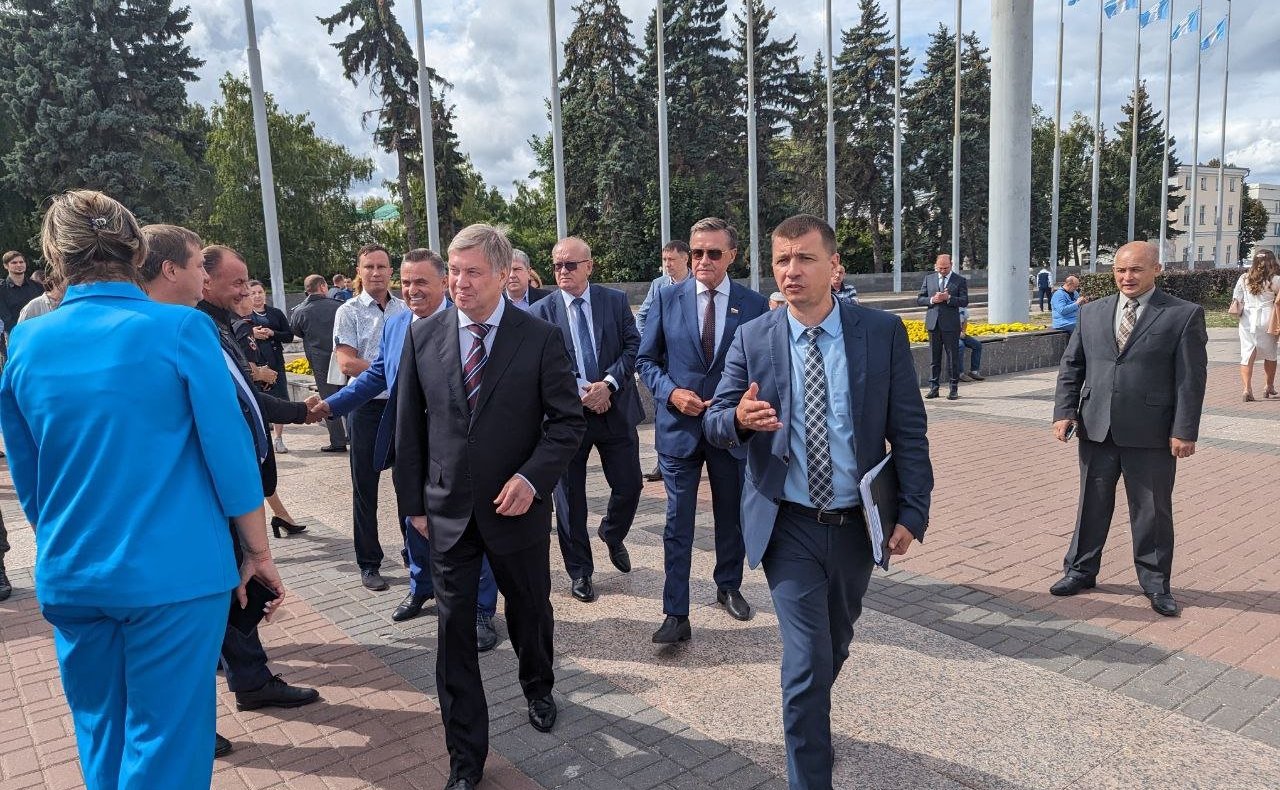 Сергей Рябухин в Ульяновской области принял участие в мероприятиях, посвященных Дню государственного флага России