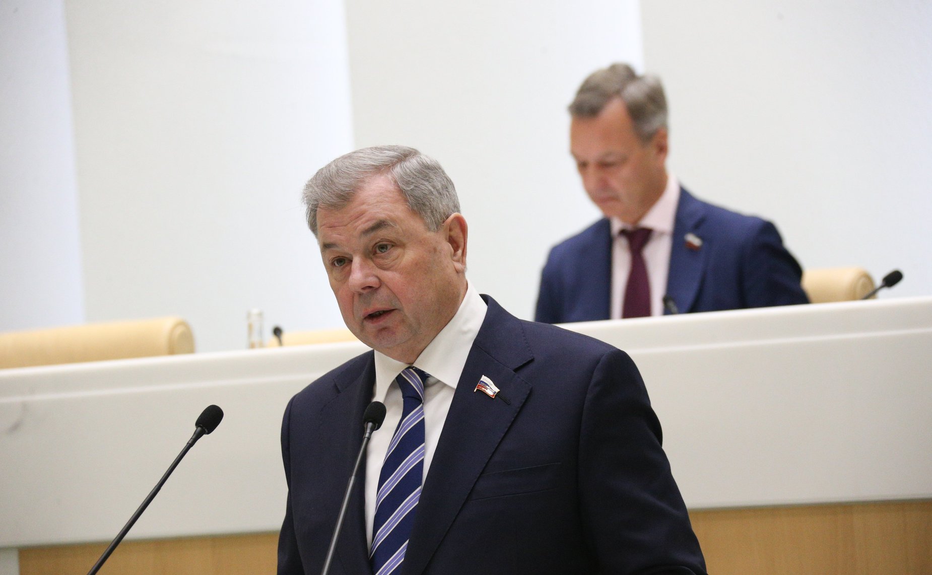 Анатолий Артамонов