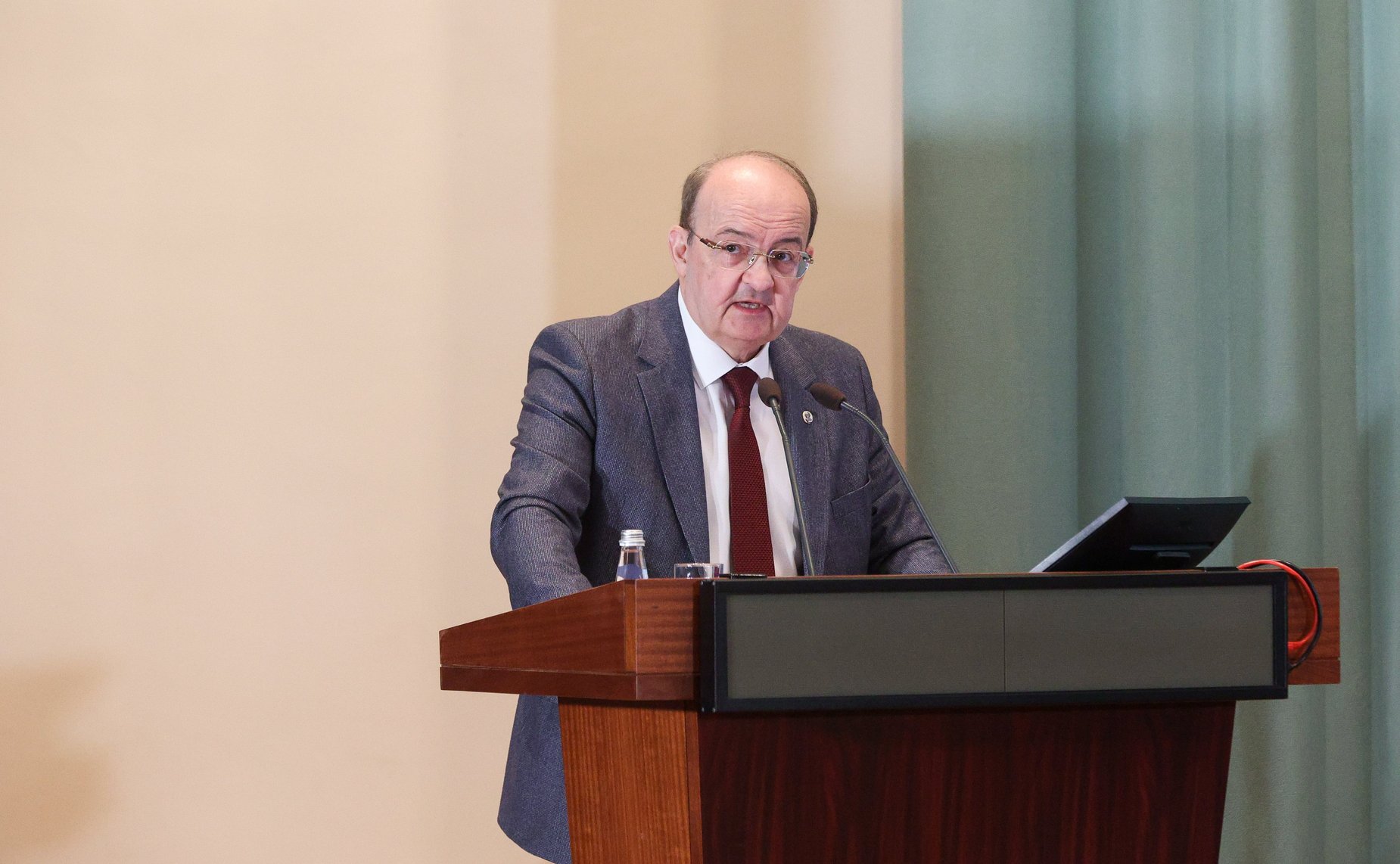 Валентина Матвиенко посетила Национальный медицинский исследовательский центр сердечно-сосудистой хирургии имени А.Н. Бакулева