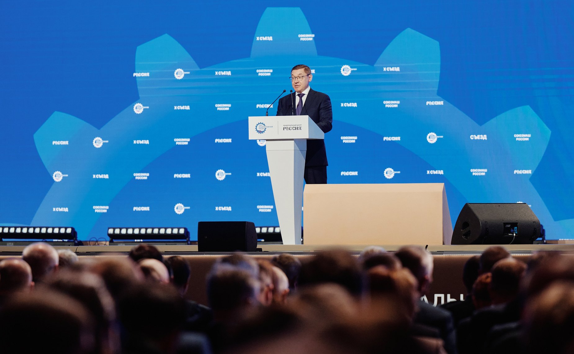 Владимир Якушев