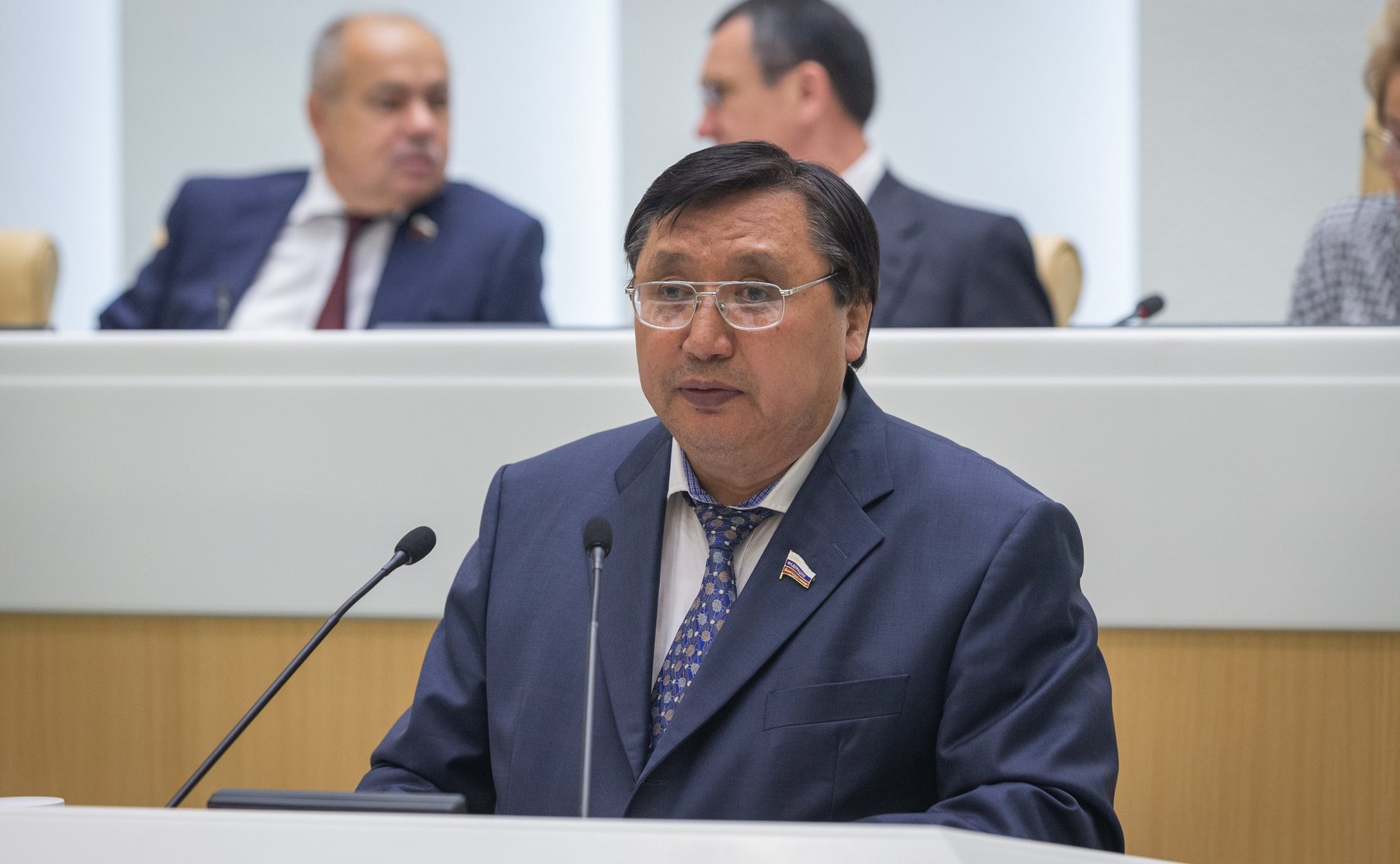 Александр Акимов