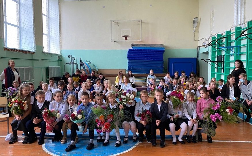 Наталия Косихина в День знаний посетила школы в Первомайском муниципальном районе Ярославской области