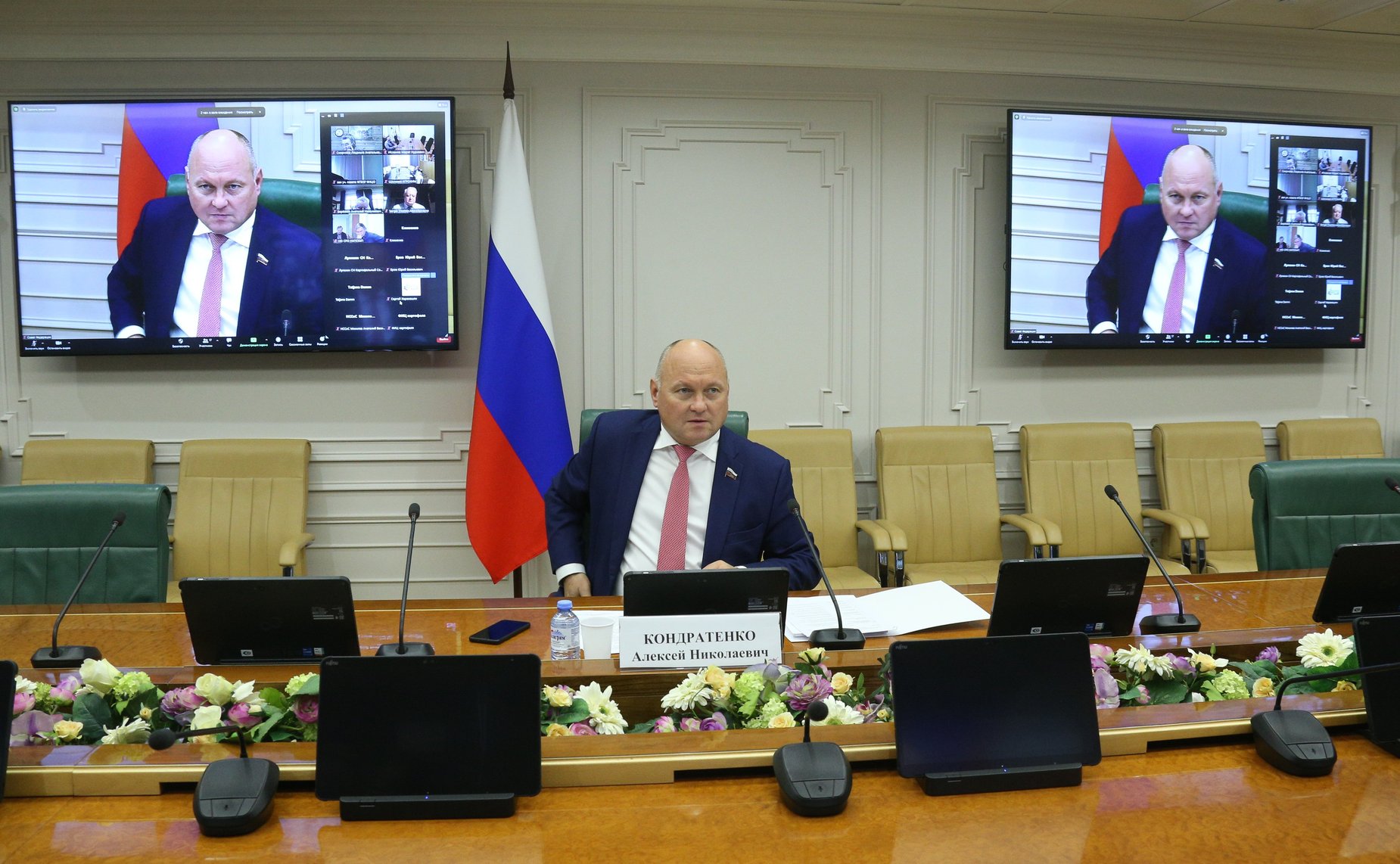 Алексей Кондратенко провел заседание секции «Селекция и семеноводство» Экспертного совета при профильном Комитете СФ