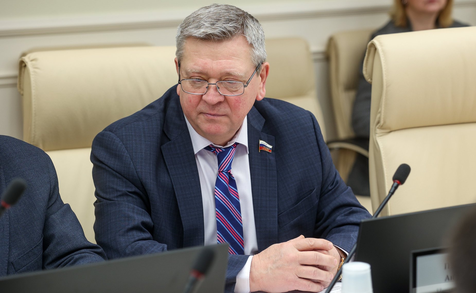 Александр Лутовинов