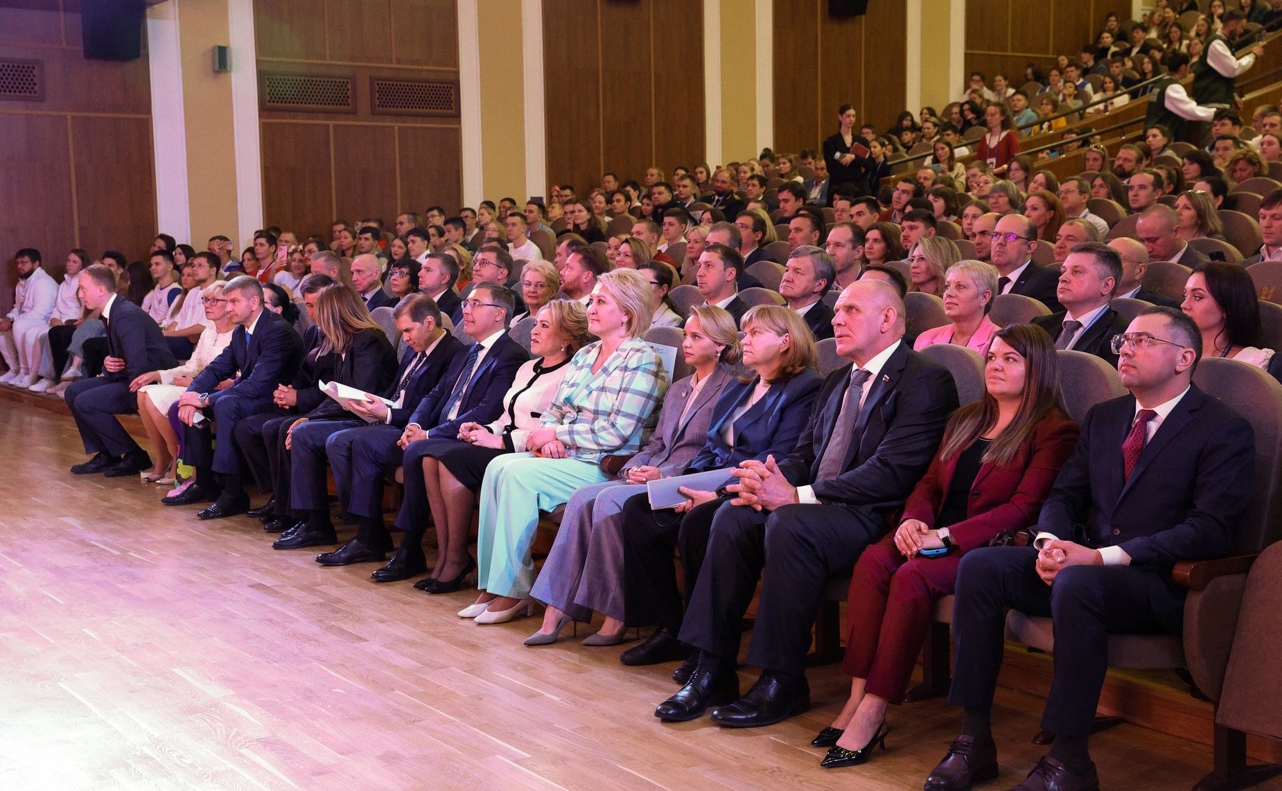 Валентина Матвиенко выступила на пленарном заседании II Всероссийского фестиваля студенческих семей