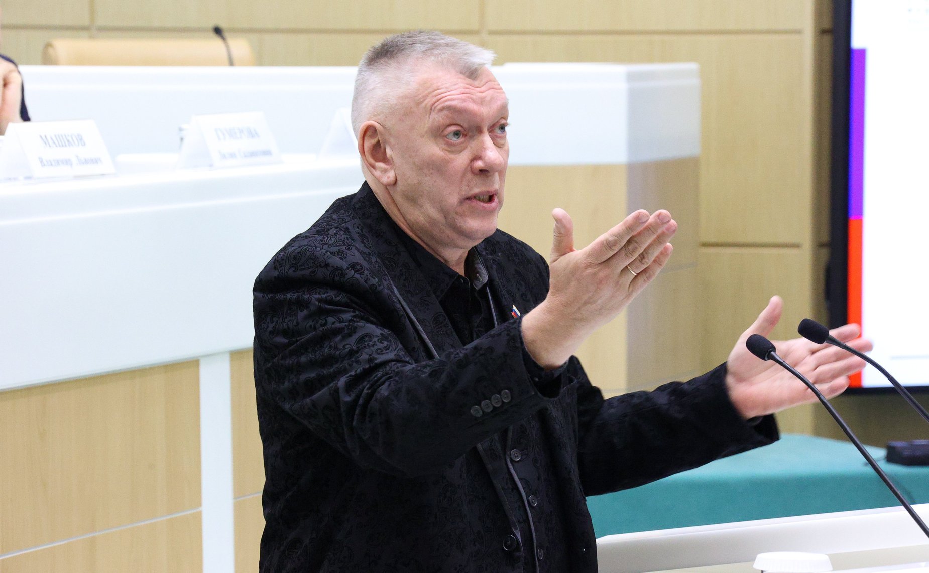 Председатель Совета Федерации Валентина Матвиенко провела встречу с деятелями театрального искусства