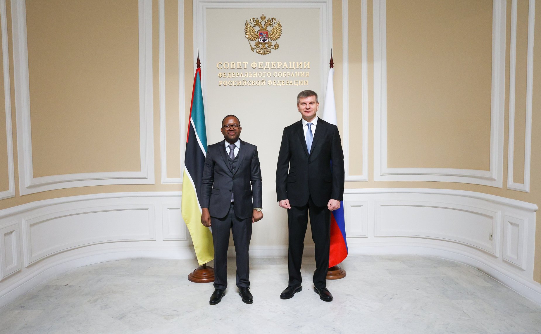 Встреча Руководителя Аппарата Совета Федерации Геннадия Голова с Генеральным секретарем Ассамблеи Республики Мозамбик