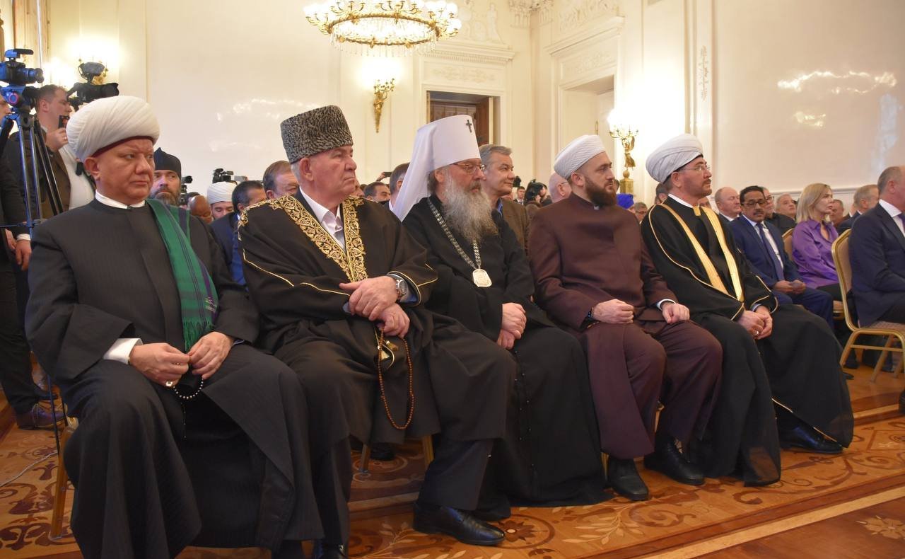 Григорий Карасин и Фарит Мухаметшин приняли участие во встрече руководства Группы стратегического видения «Россия – Исламский мир» с послами государств – членов Организации исламского сотрудничества