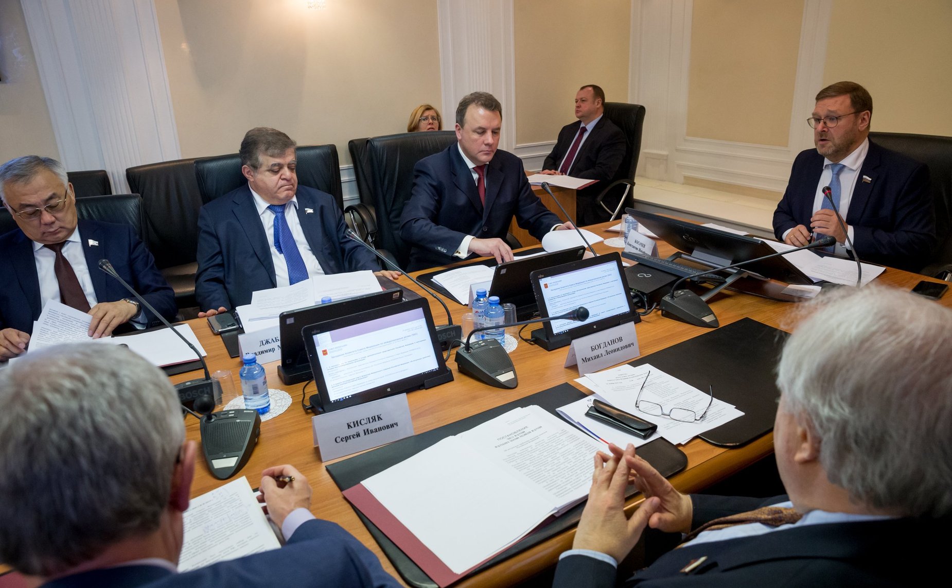 Заседание Комитета СФ по международным делам