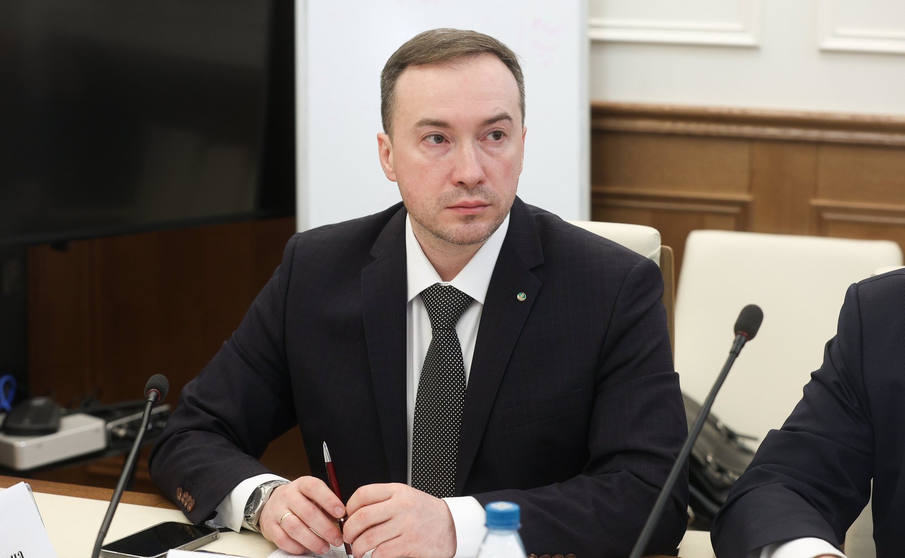 Совещание Комитета Совета Федерации по аграрно-продовольственной политике и природопользованию «О мерах государственной поддержки применения цифровых технологий, робототехники и технологий искусственного интеллекта в агропромышленном комплексе»