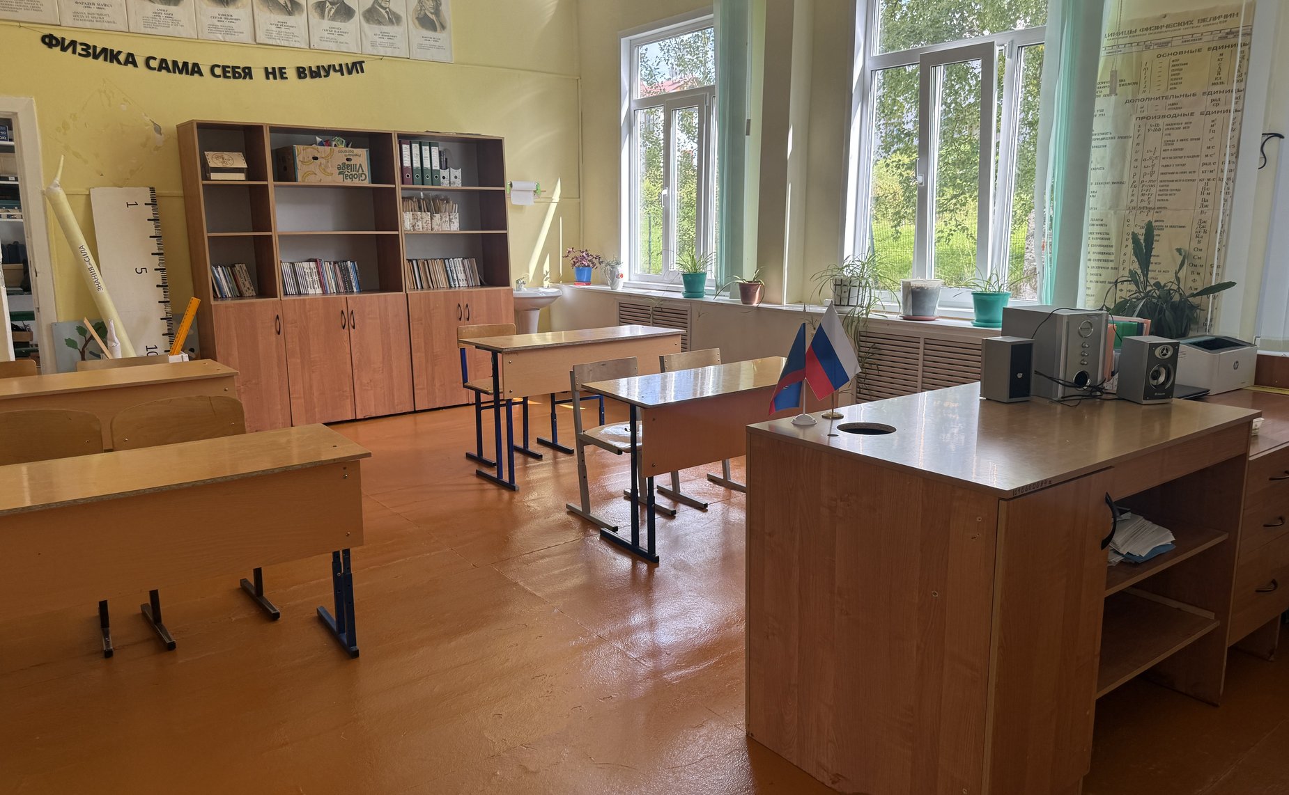 Елена Дягилева посетила образовательные организации в Кандалакшском и Терском муниципальных округах