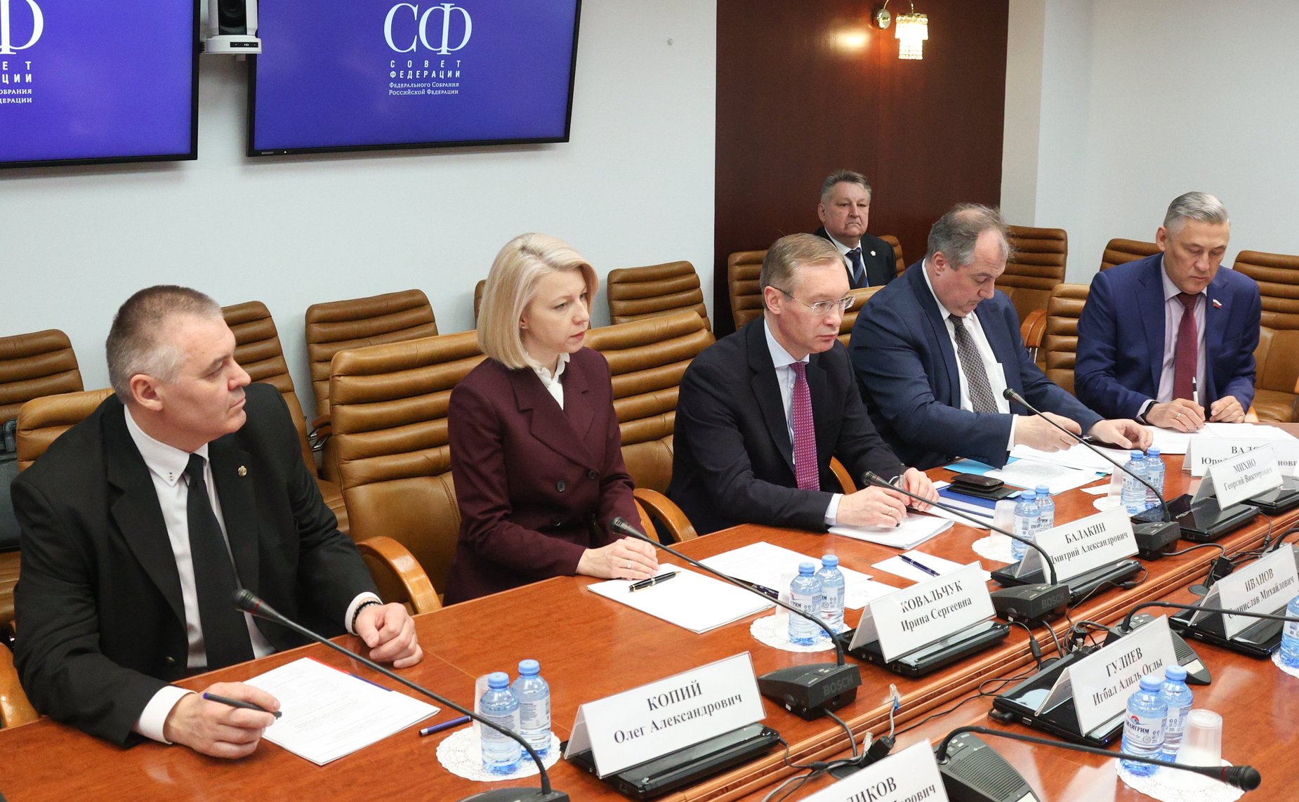 Заседание подкомитета по международному военно-политическому сотрудничеству Комитета СФ по обороне и безопасности при рассмотрении вопроса «Военные и политические приоритеты международной антитеррористической политики РФ»
