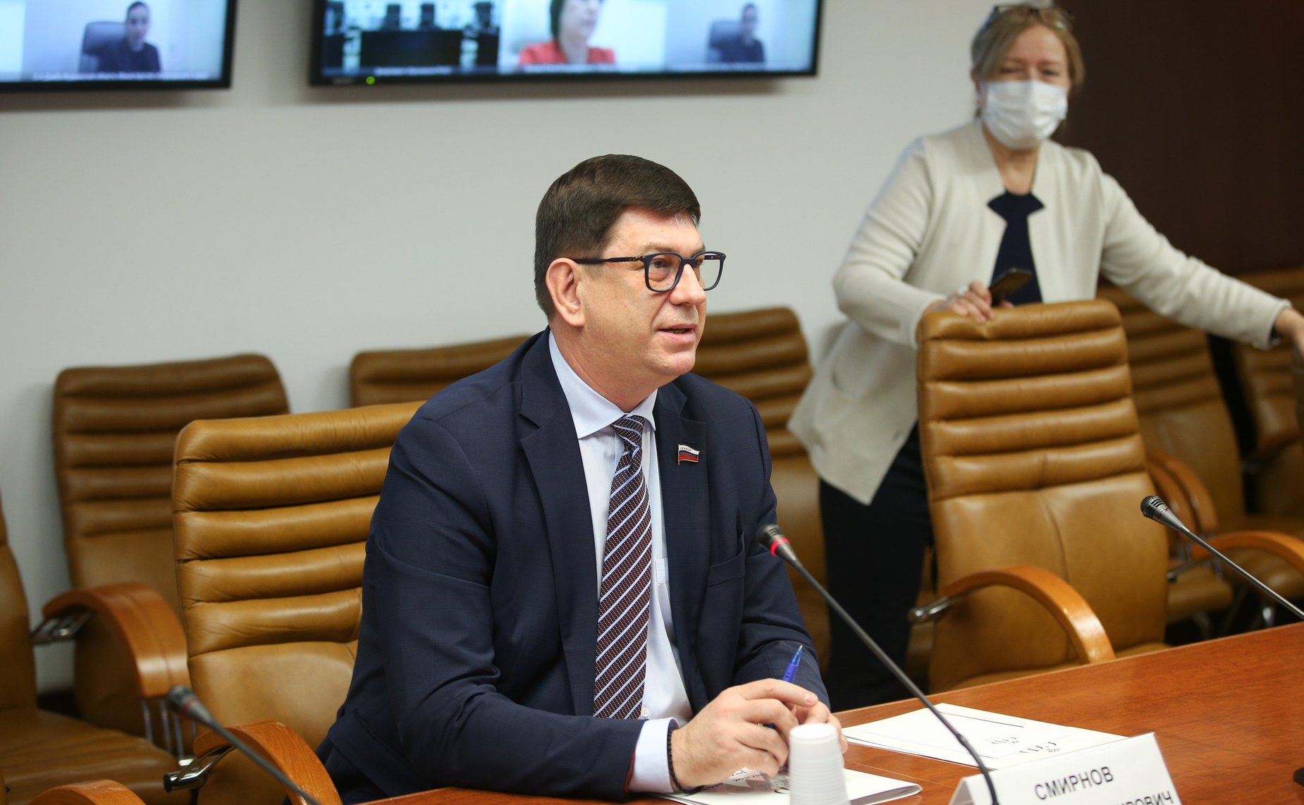 Виктор Смирнов