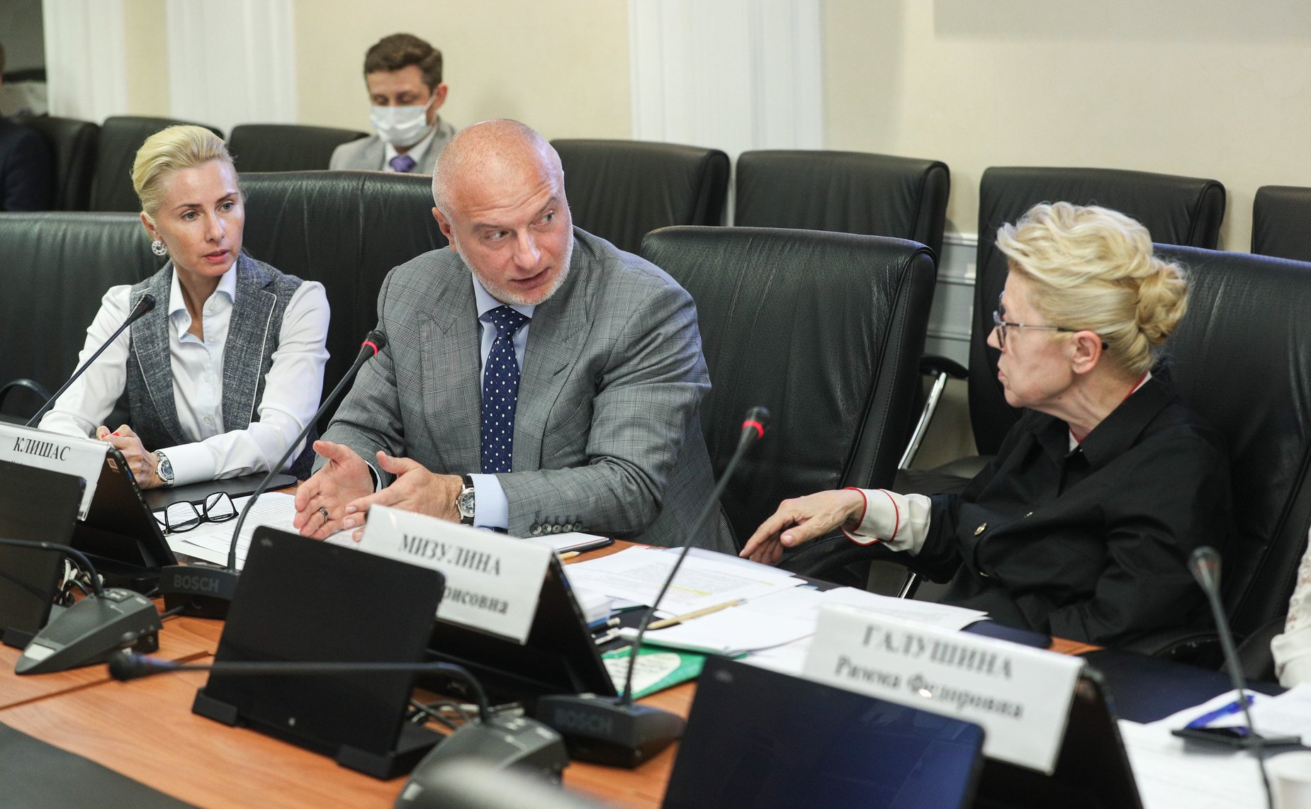 XV заседание Межведомственной рабочей группы по согласованию предложений о поправках в Семейный кодекс РФ и отдельные законодательные акты РФ, направленные на реализацию государственной функции защиты семьи и ребенка