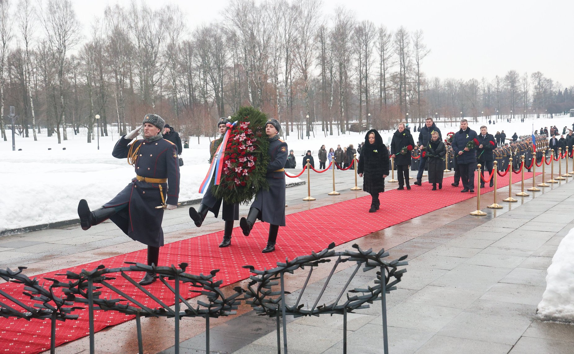 Председатель Совета Федерации Валентина Матвиенко приняла участие в мероприятиях, посвященных 80-й годовщине полного освобождения Ленинграда от фашистской блокады