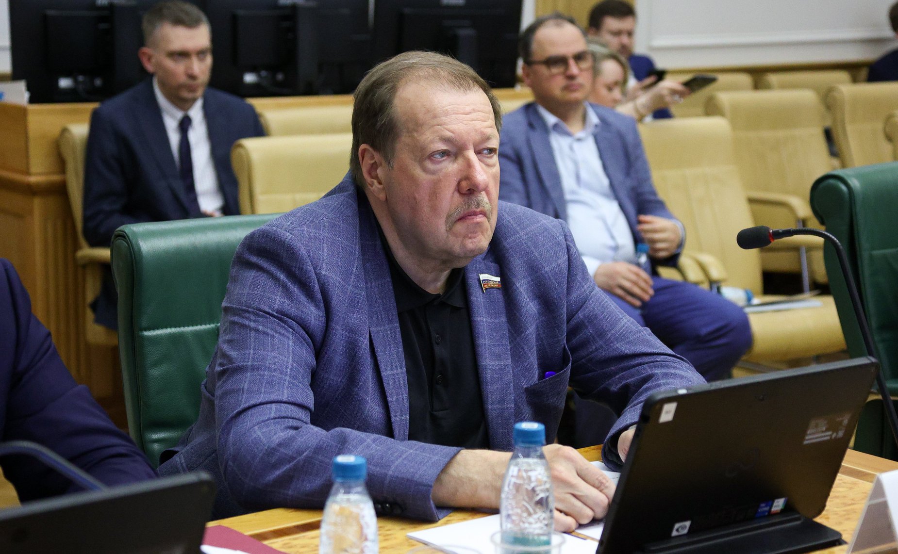 Александр Русаков