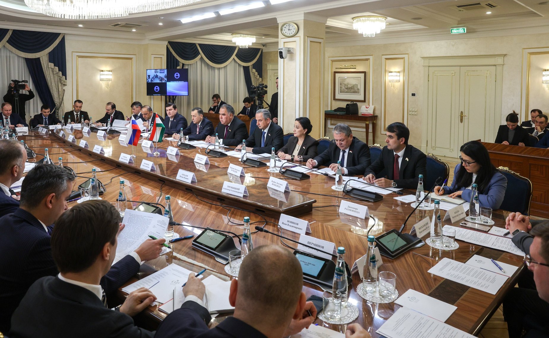 Заседание Комиссии по сотрудничеству Совета Федерации Федерального Собрания Российской Федерации и Маджлиси милли Маджлиси Оли Республики Таджикистан