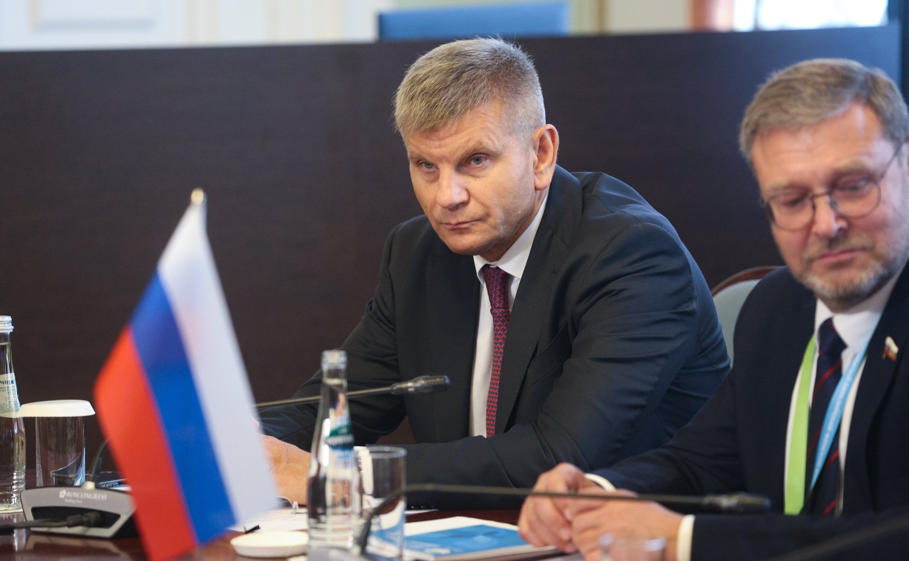 Геннадий Голов
