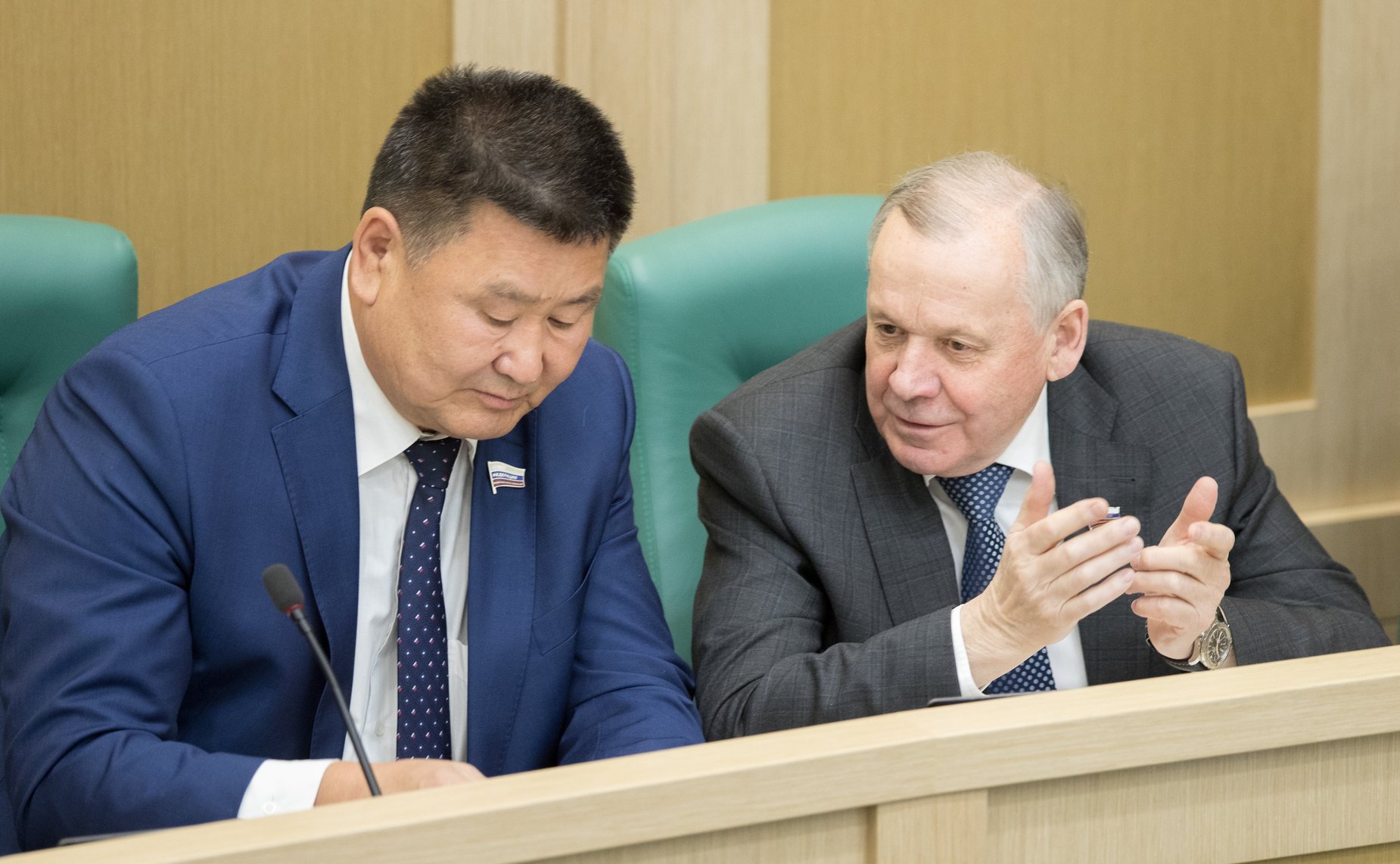 В. Мархаев и В. Шуба