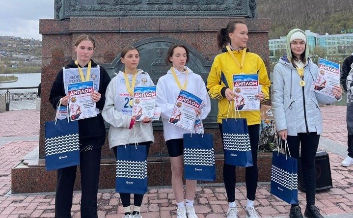 Валерий Пономарев в ходе работы в регионе дал старт ежегодным соревнованиям между студентами