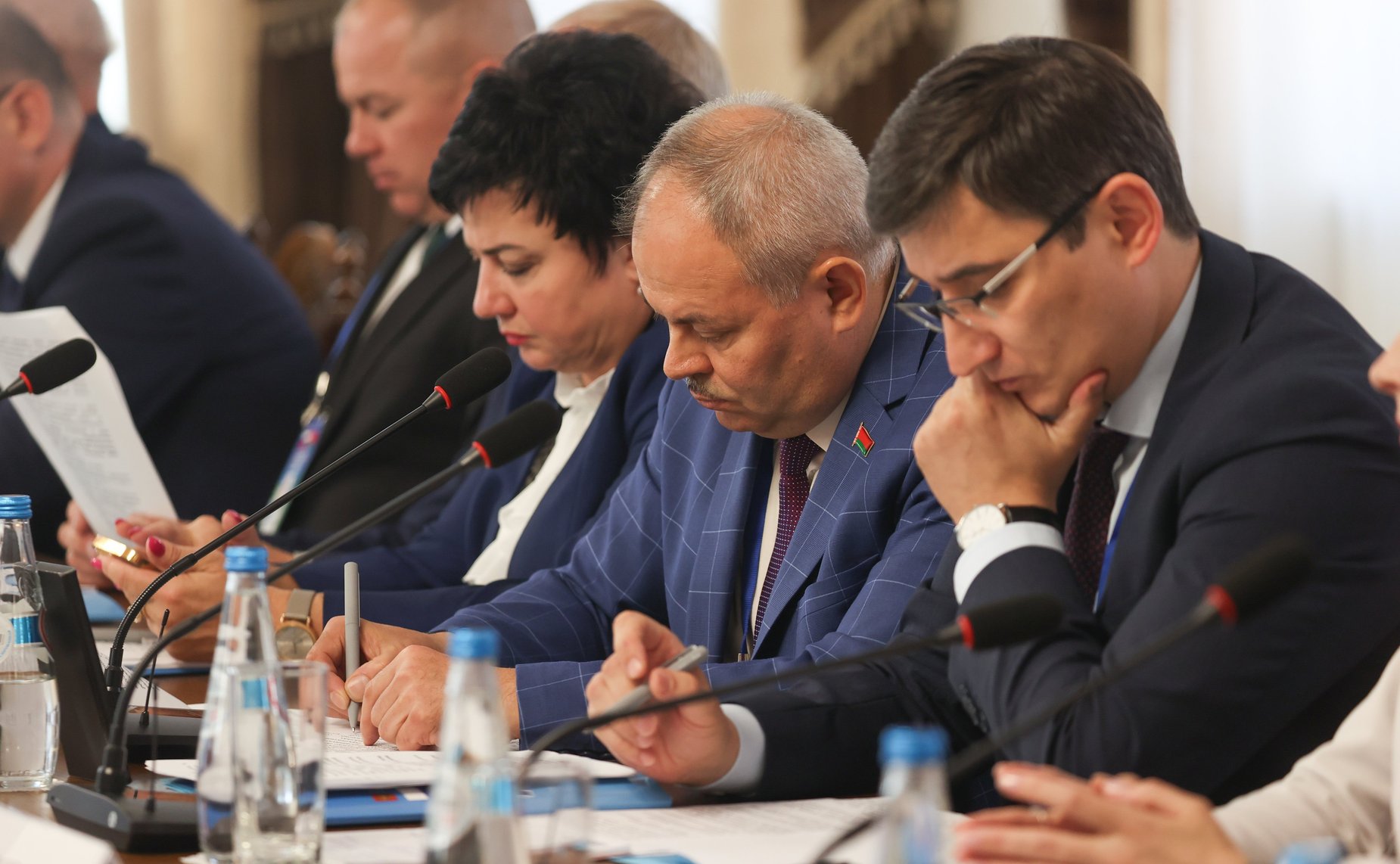 ХI Форум регионов Беларуси и России. Секция 5 «Сотрудничество Беларуси и России в инновационной сфере в международном контексте» (фото пресс-служба Совета Республики Беларусь)