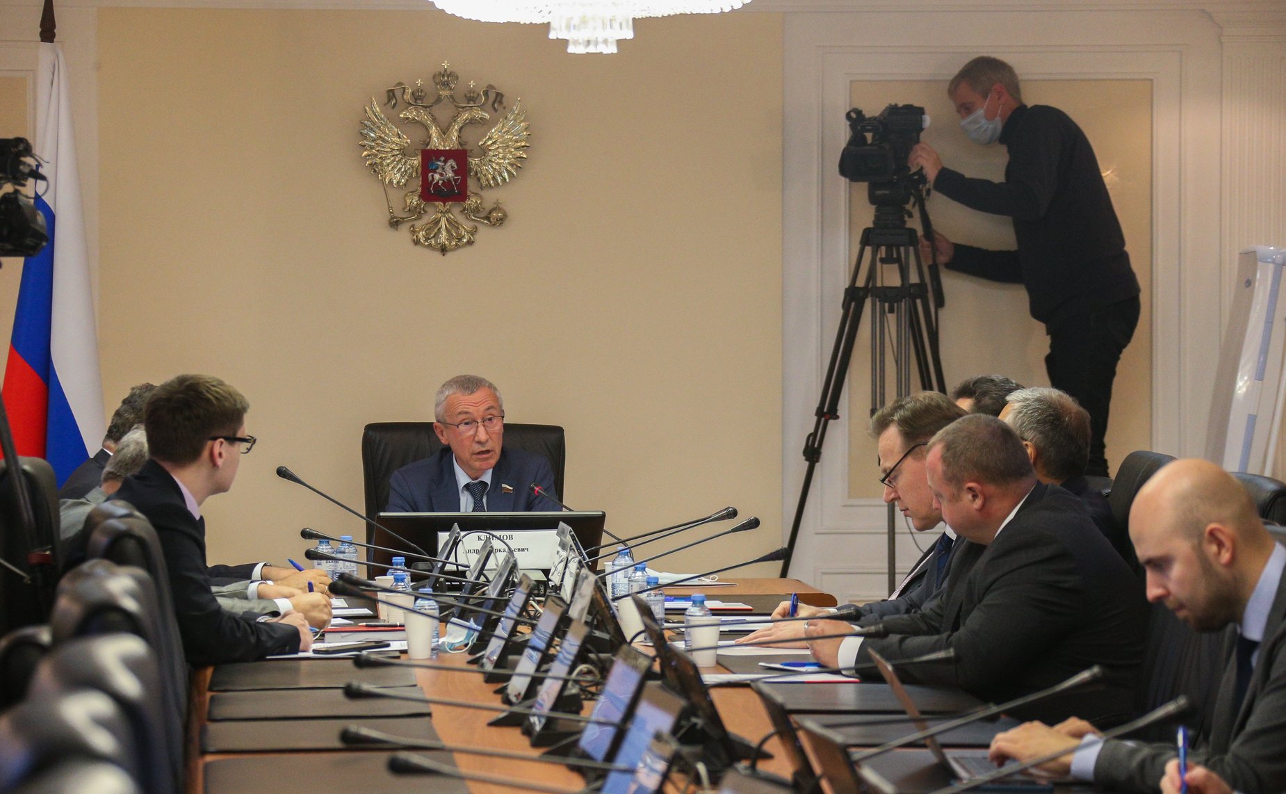 Заседание «круглого стола» Временной комиссии по защите госсуверенитета и предотвращению вмешательства во внутренние дела РФ с представителями гражданского общества