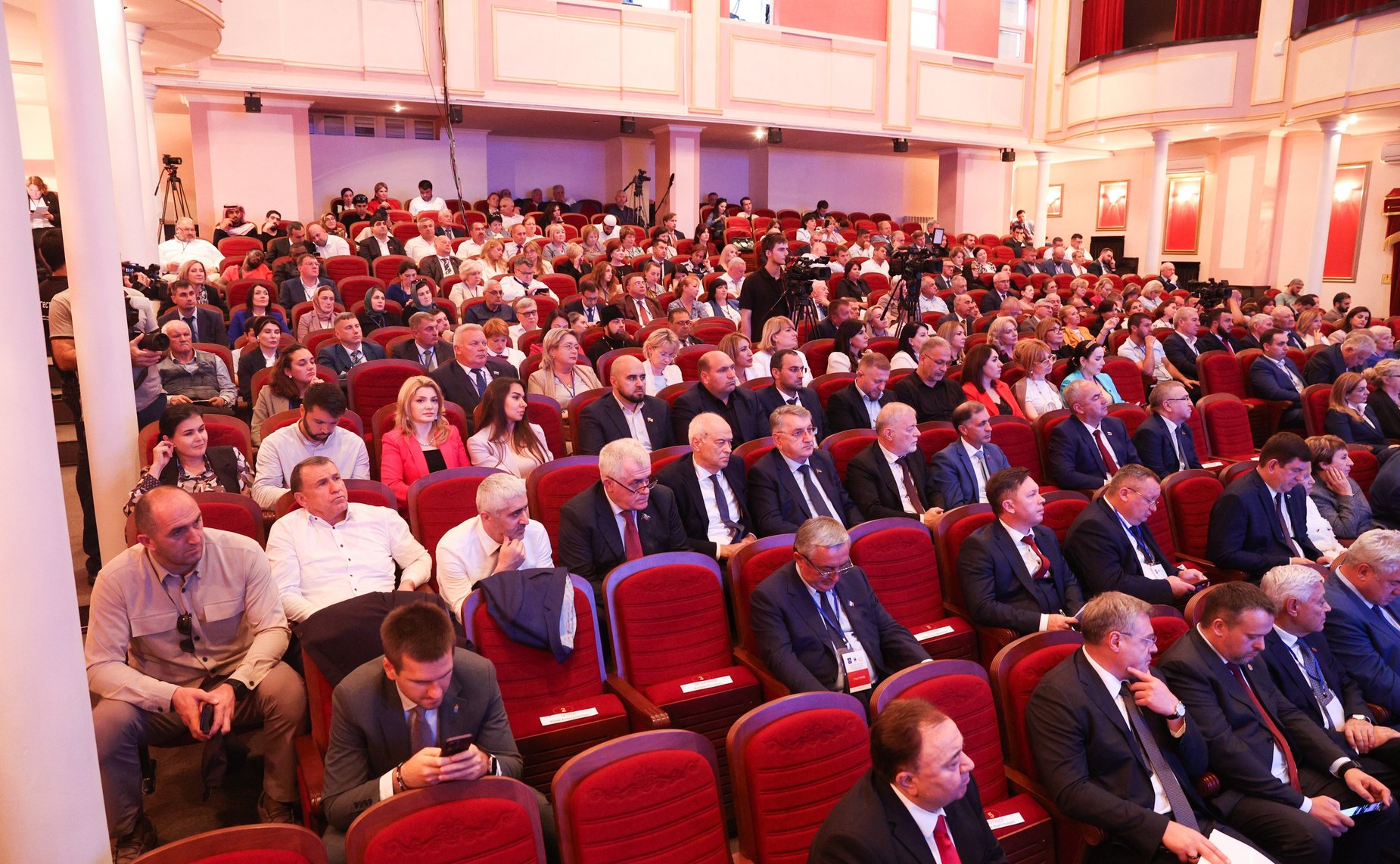 Пленарное заседание IX Парламентского форума «Историко-культурное наследие России» по теме «Культурное наследие — основа межнационального взаимопонимания народов России»