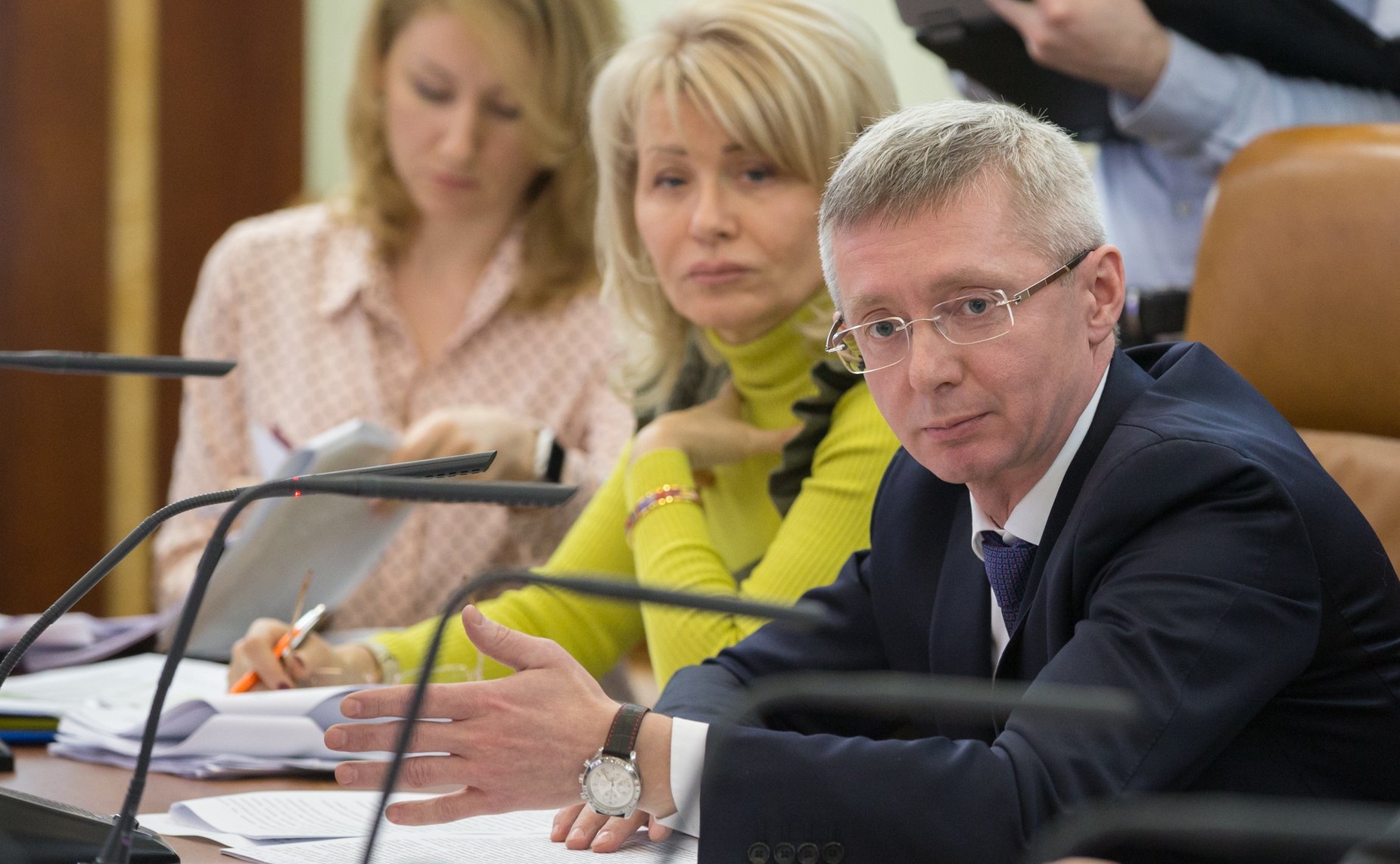 О. Казаковцев