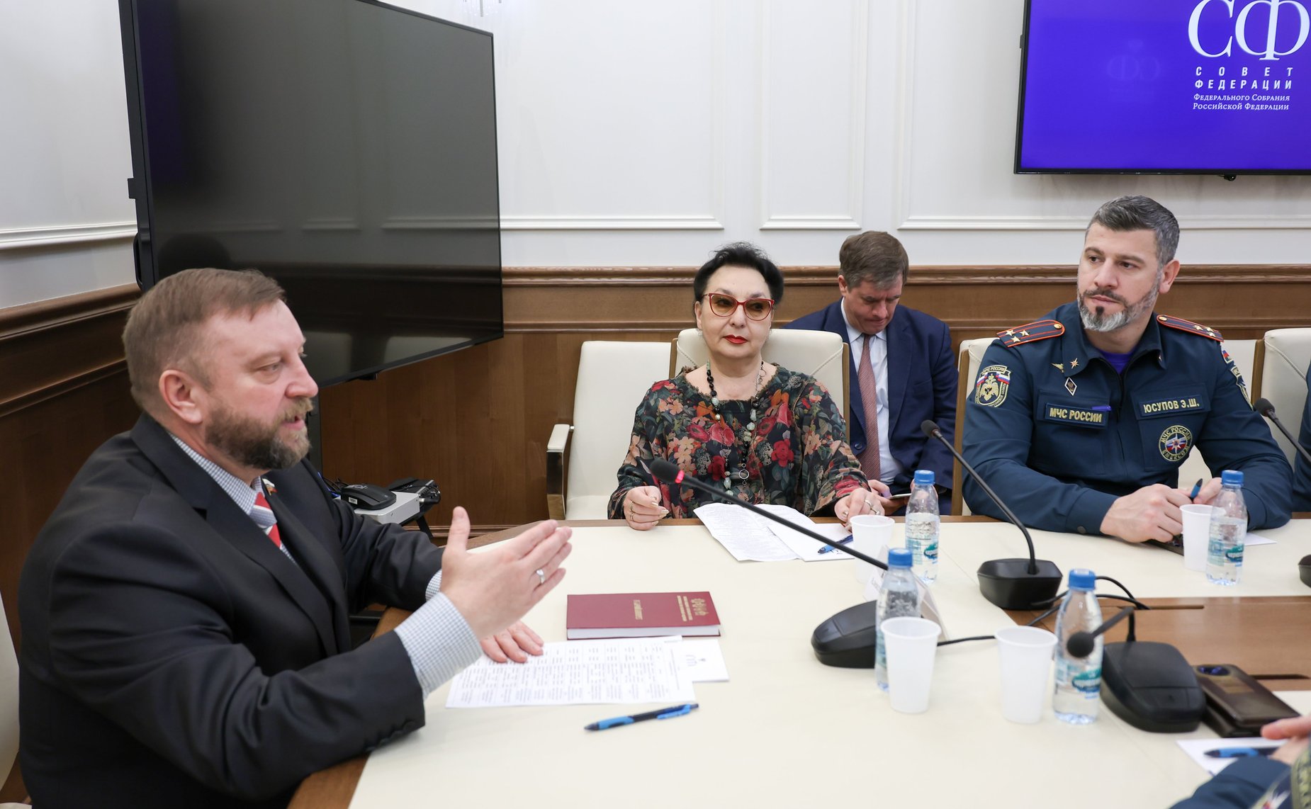 Встреча члена Комитета Совета Федерации по международным делам Алексея Кондратьева со слушателями Академии ГПС МЧС России