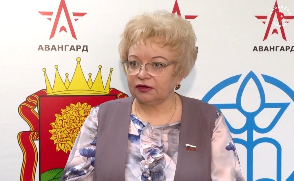 Оксана Хлякина в ходе рабочей поездки в регион посмотрела, как реализуется современный формат патриотического образовательно-воспитательного процесса подростков в Липецкой области