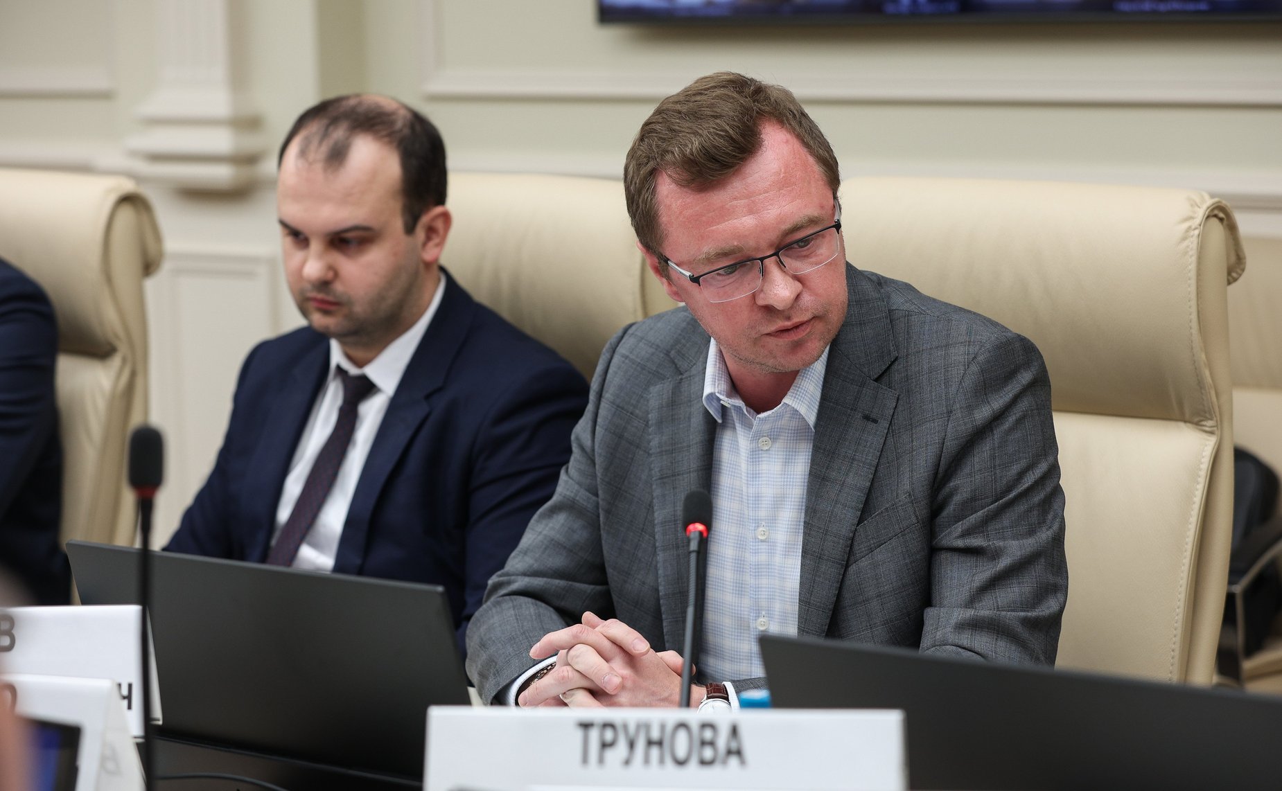 Совещание Комитета СФ по федеративному устройству, региональной политике, МСУ и Делам Севера «Реализация инвестиционных программ ресурсоснабжающих организаций сферы ЖКХ: проблемы и пути решения»