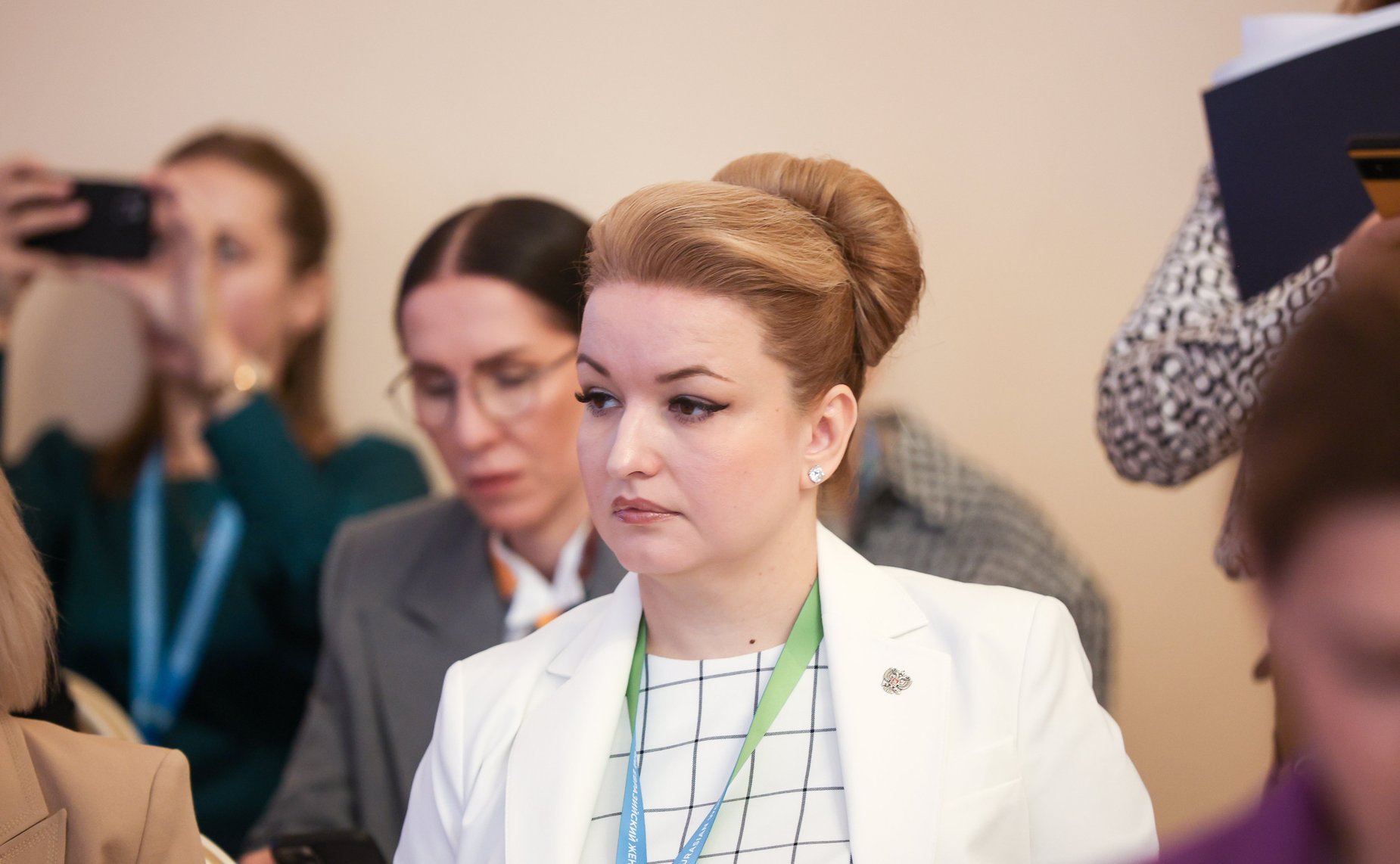 IV Евразийский женский форум. Тематическая сессия «Женщины-ученые – лидеры научно-образовательной сферы»