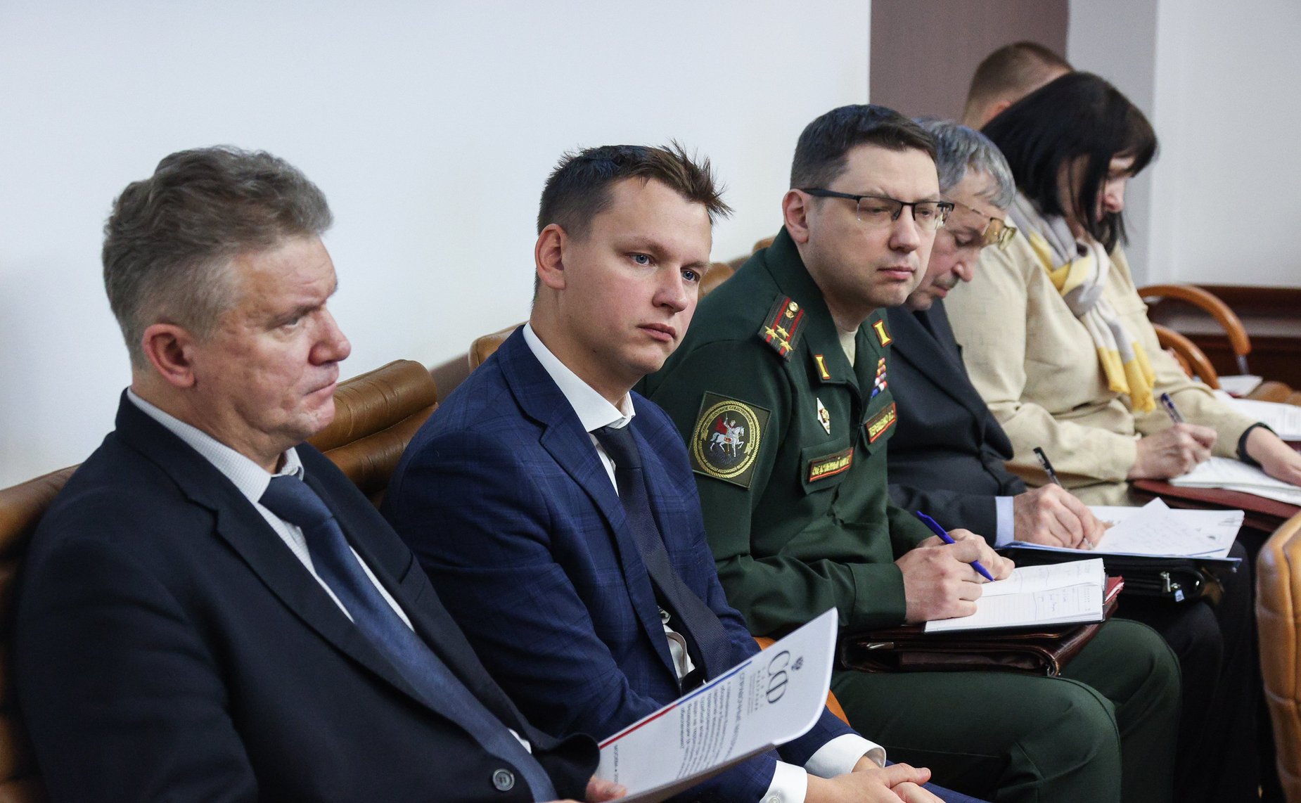 Совещание Комитета СФ по обороне и безопасности «О реализации социальных гарантий военнослужащим, сотрудникам правоохранительных органов и работникам органов судебной власти при выполнении ими служебных задач на территориях новых субъектов РФ»