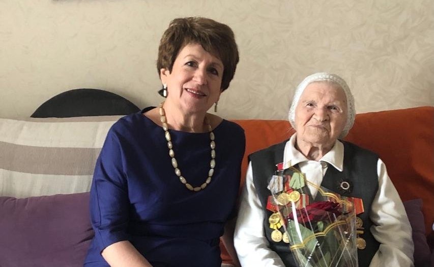 Екатерина Алтабаева поздравила с наступающим Днём Победы ветеранов Великой Отечественной войны
