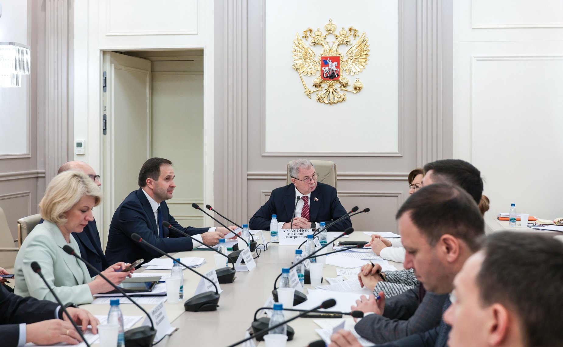 Круглый стол на тему «Актуальные вопросы совершенствования межбюджетных отношений при реализации Федерального закона «Об общих принципах организации местного самоуправления в единой системе публичной власти»