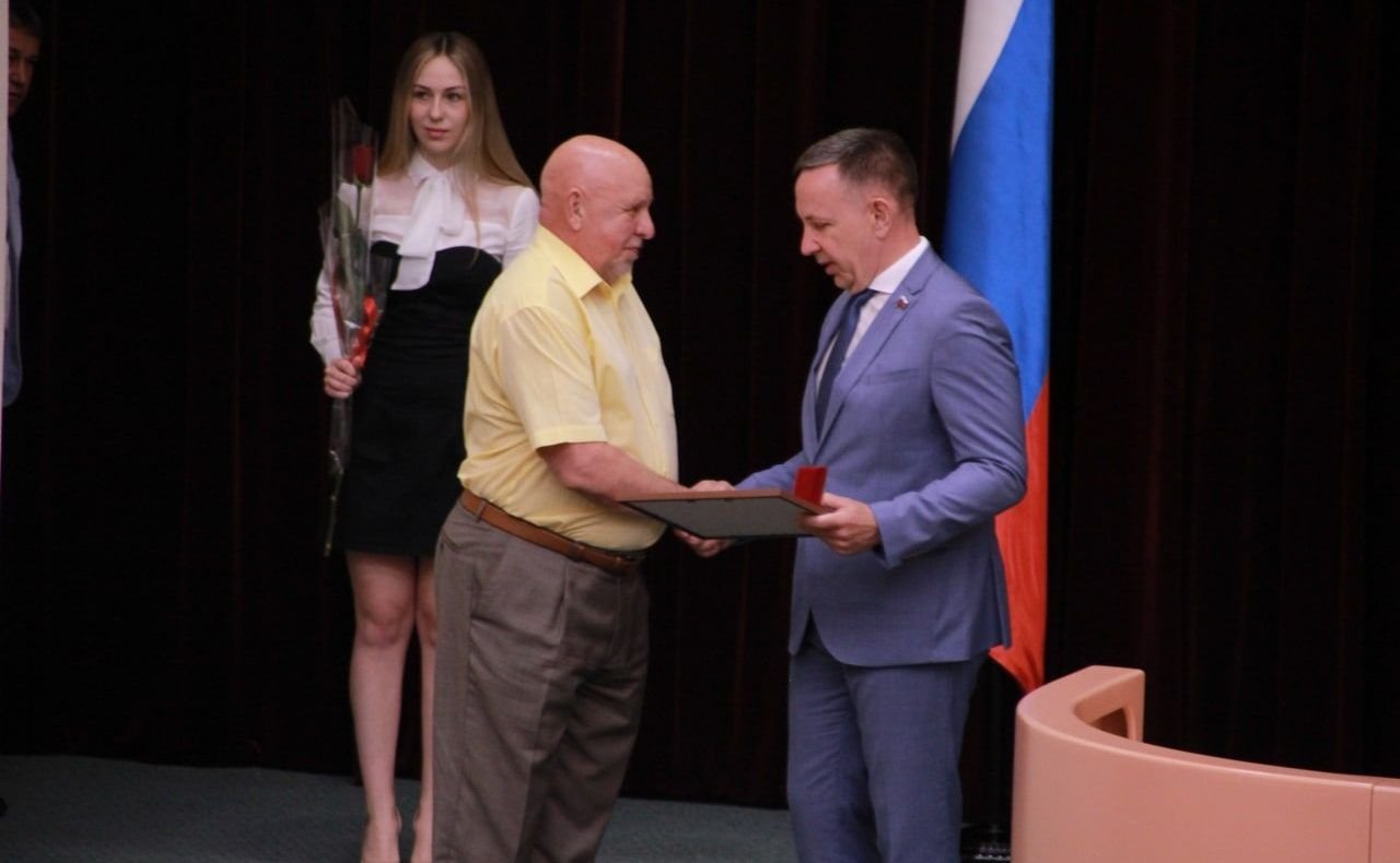 Олег Алексеев в ходе работы в регионе принял участие в заседании Саратовской областной Думы