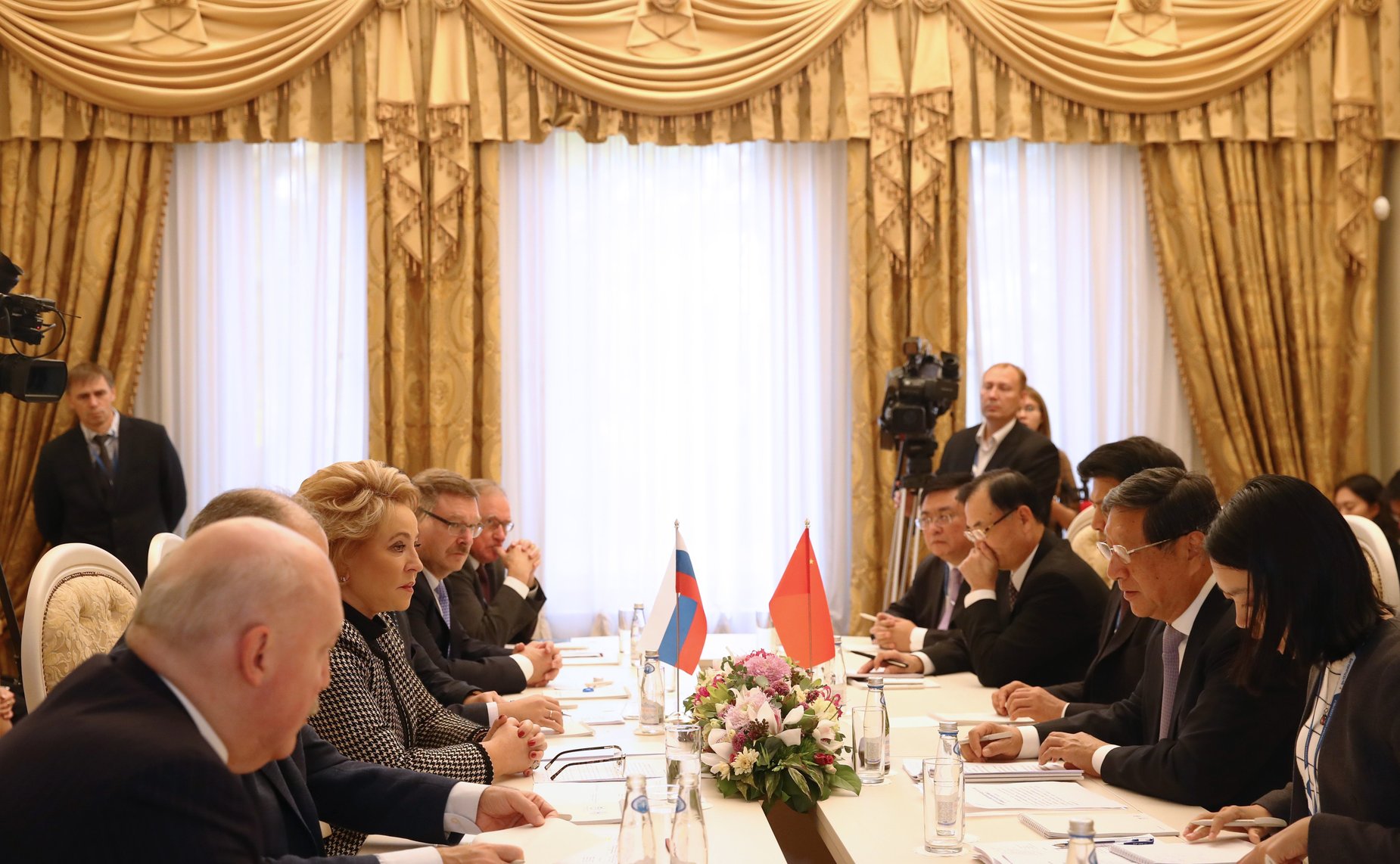 Встреча В. Матвиенко с заместителем Председателя Постоянного комитета Всекитайского собрания народных представителей КНР