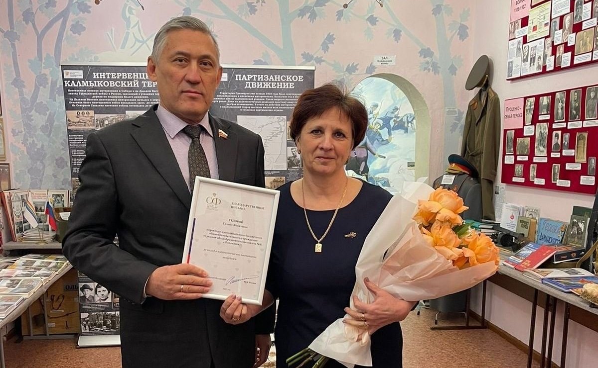 Юрий Валяев в ходе поездки в регион посетил мемориальный музейный комплекс «Волочаевское сражение»