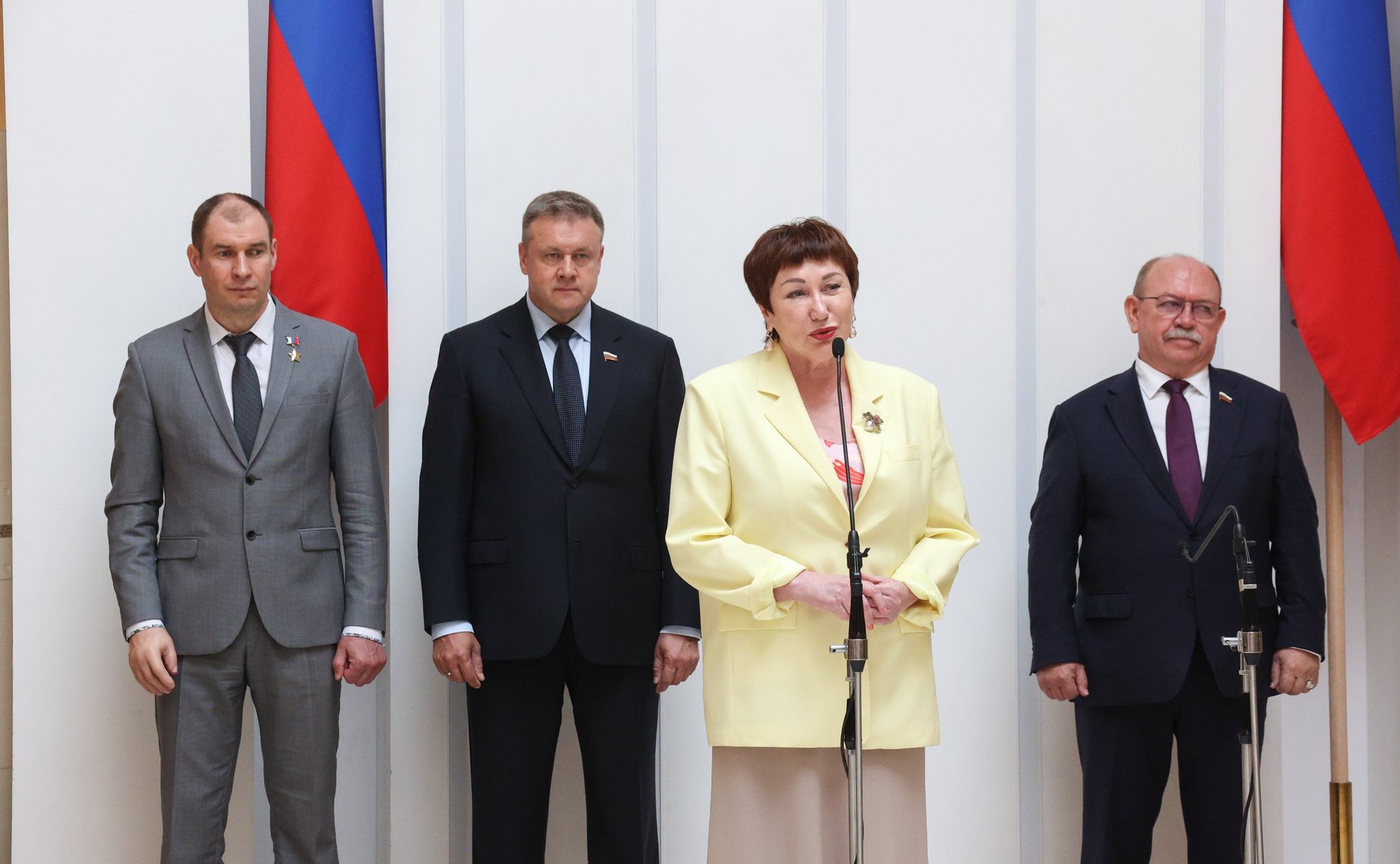 В Совете Федерации состоялось торжественное мероприятие в честь Года семьи «Первый раз – в первый класс»