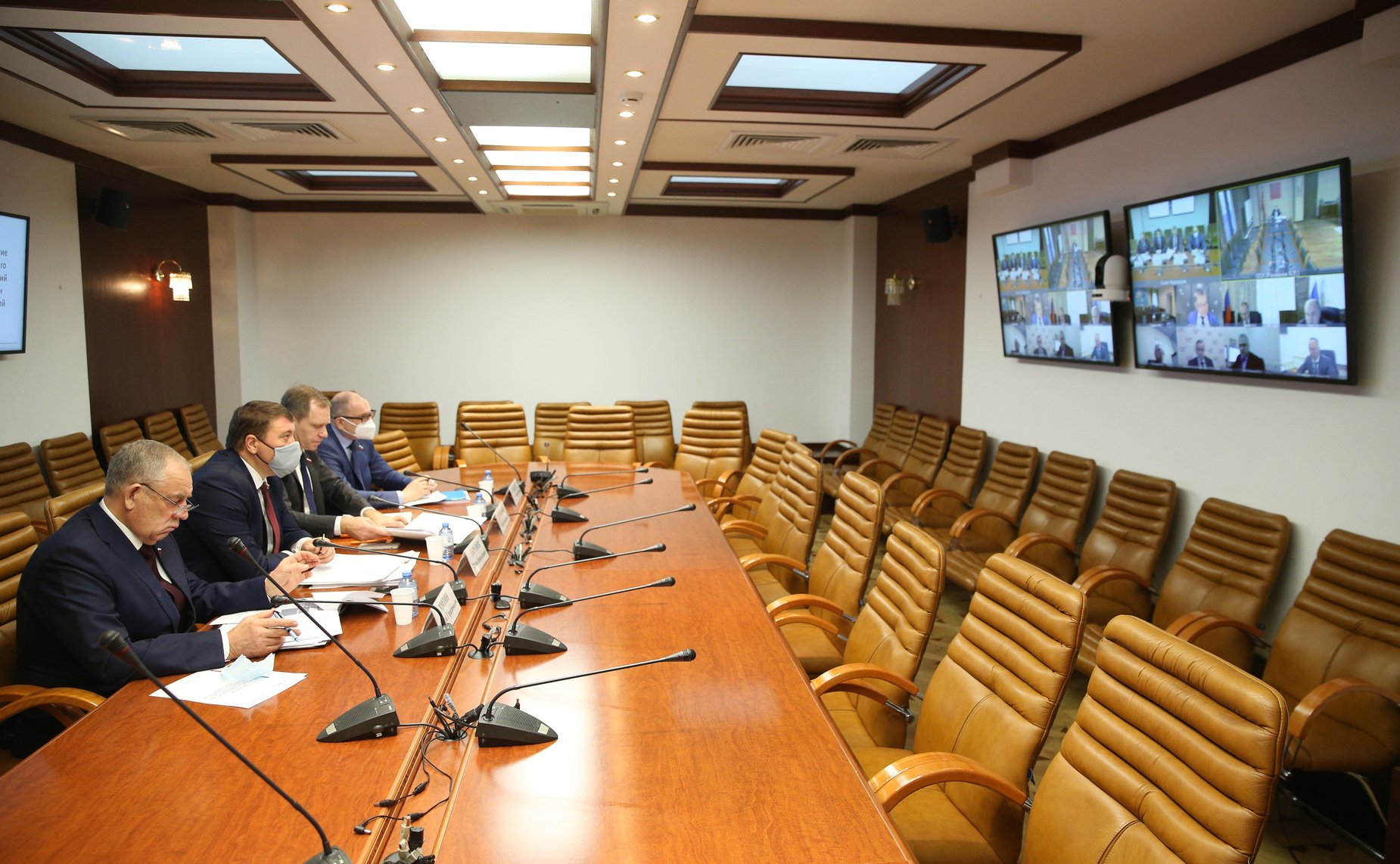 «Круглый стол» Комитета СФ по экономической политике