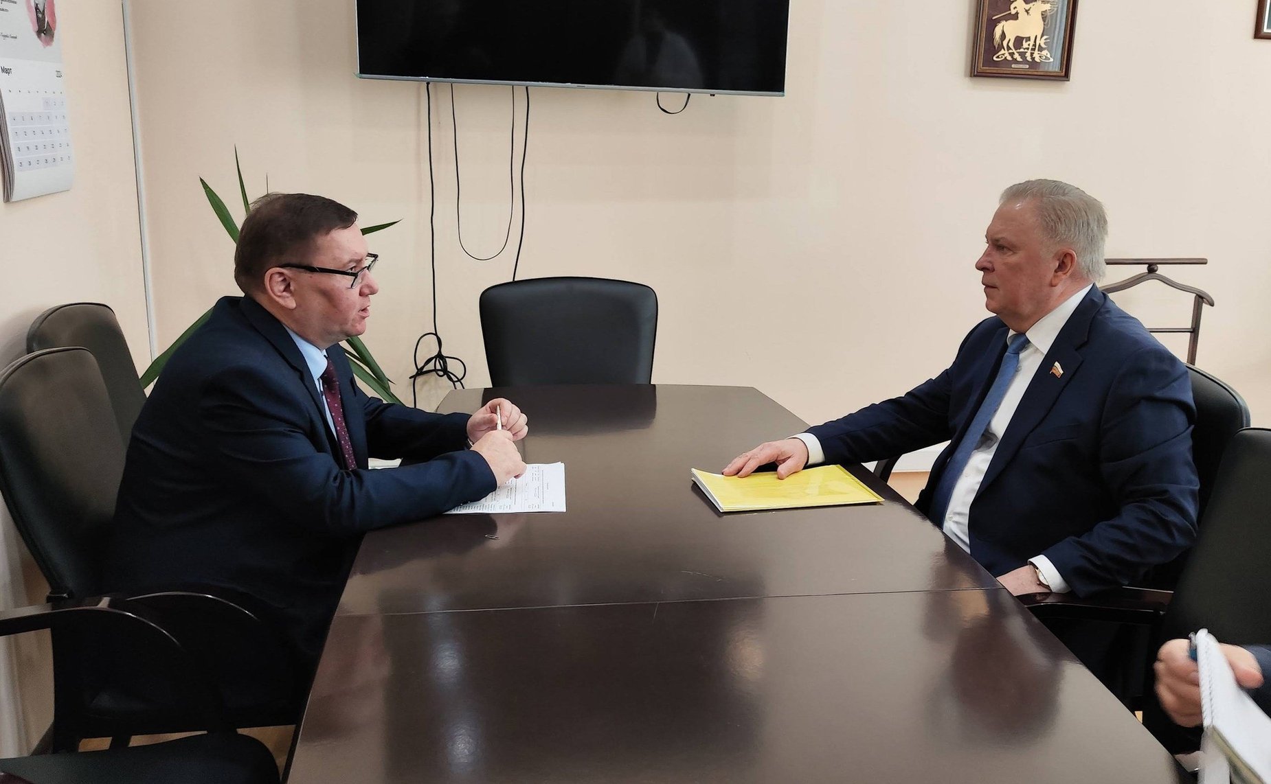 Вячеслав Наговицын обсудил с министром образования и науки Бурятии вопросы развития среднего профессионального образования