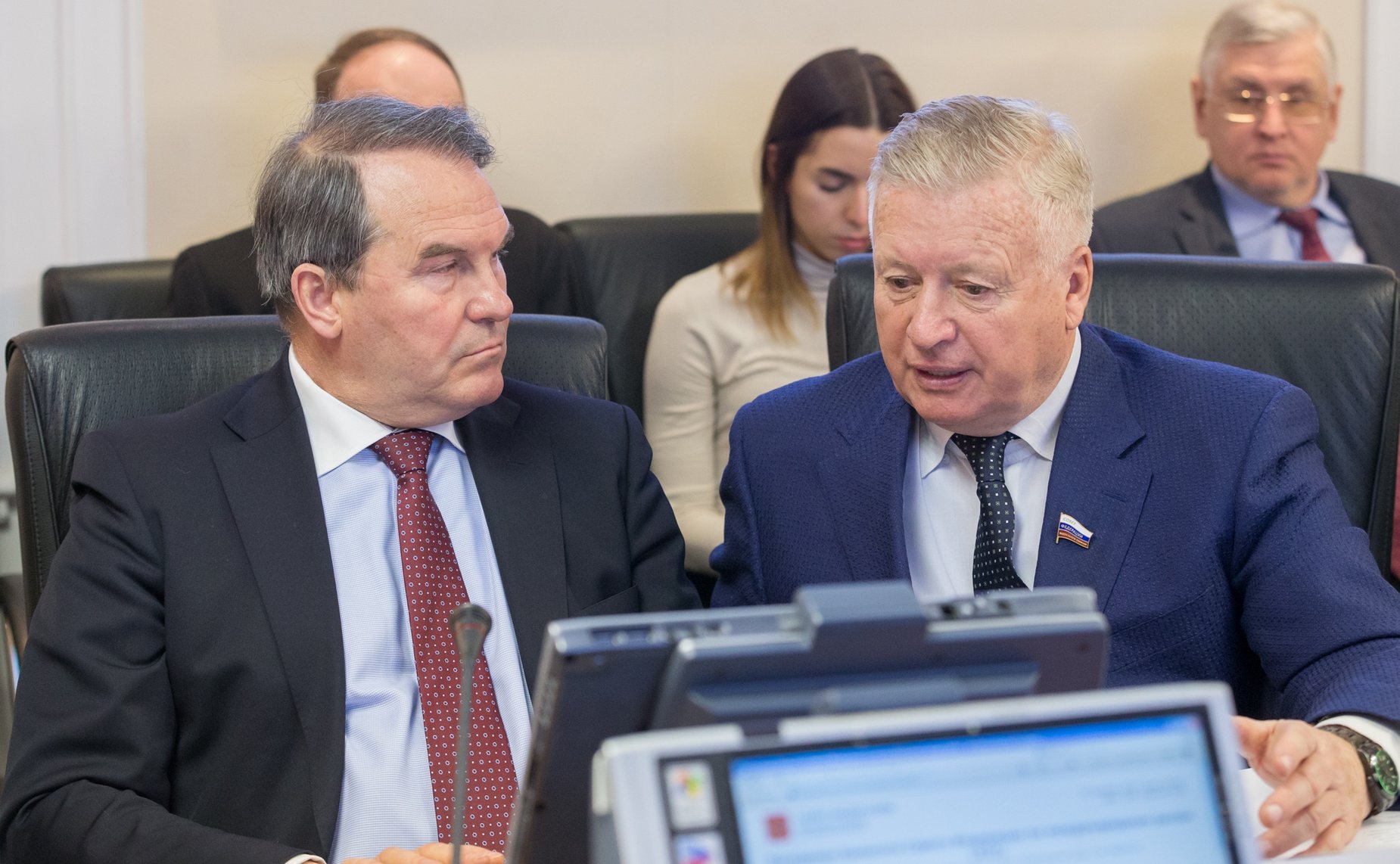 И. Морозов и Л. Тягачев