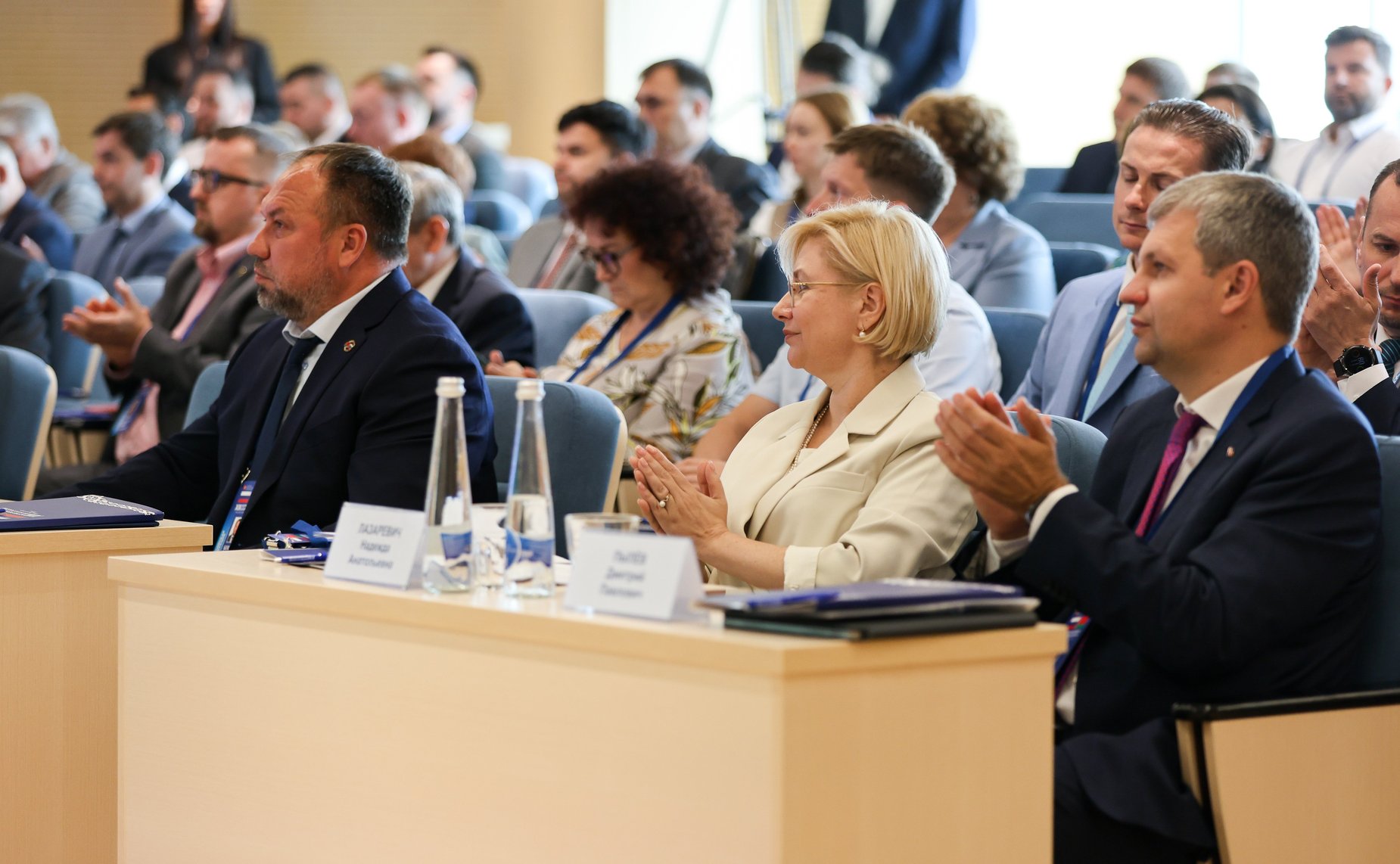 XIII Форум регионов Беларуси и России. Секция №10 «Межрегиональная кооперация Беларуси и России: практические инструменты для бизнеса»