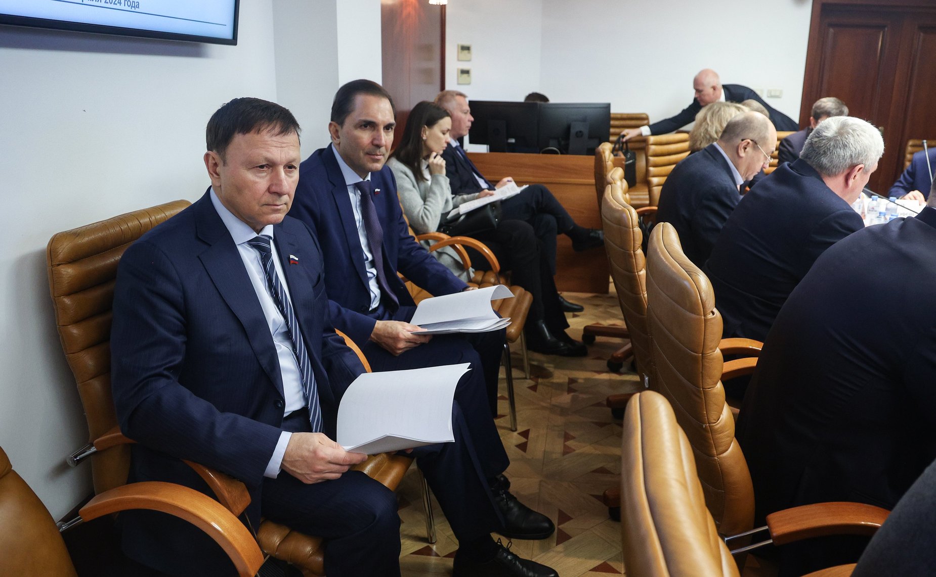 Круглый стол на тему «Вопросы обеспечения негосударственной поддержки участников специальной военной операции. Деятельность Государственного фонда поддержки участников специальной военной операции «Защитники Отечества»