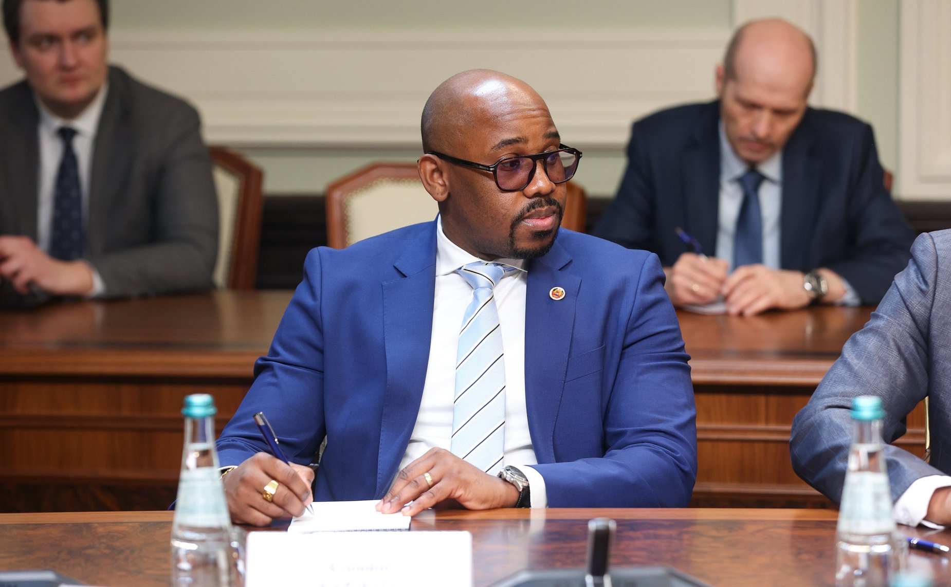 Встреча Руководителя Аппарата Совета Федерации Геннадия Голова с Генеральным секретарем Ассамблеи Республики Мозамбик