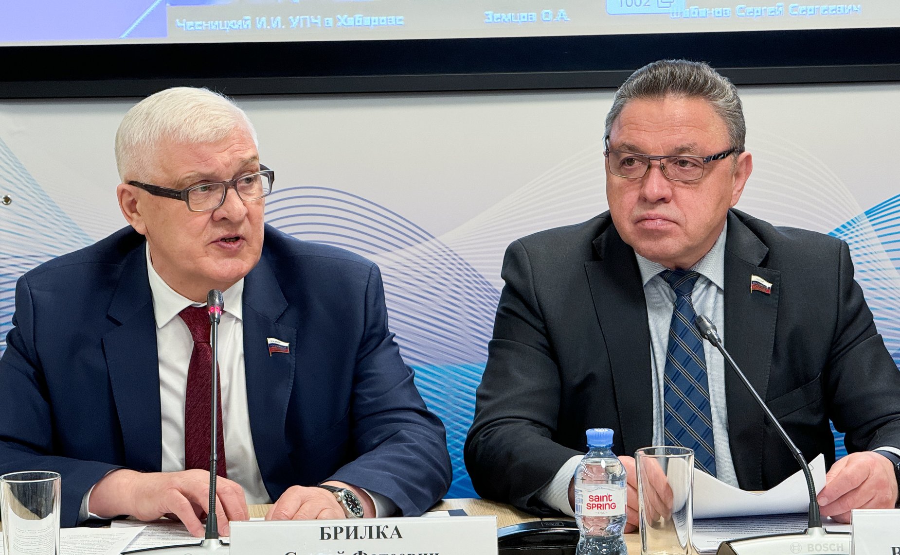 Сенаторы и эксперты провели совещание, посвященное укреплению института уполномоченных по правам человека в субъектах РФ, налаживанию их взаимодействия с территориальными органами федеральных органов исполнительной власти в регионах