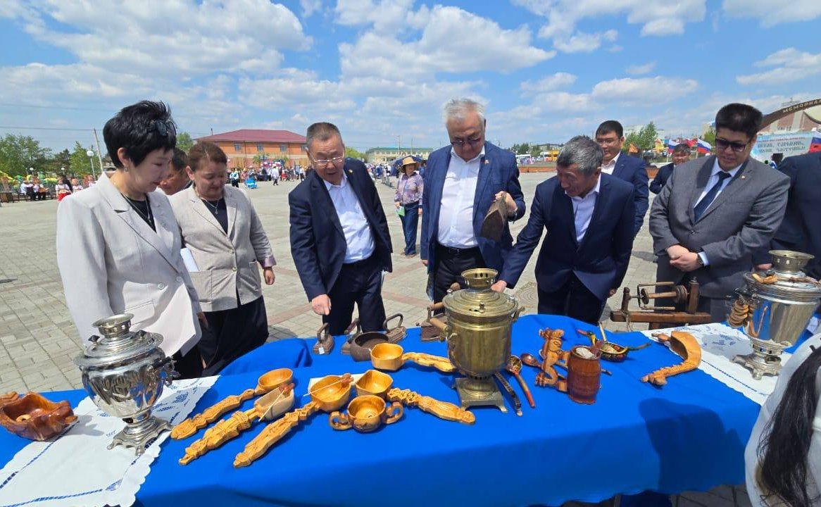 Баир Жамсуев поддержал фестиваль народного творчества в Забайкалье